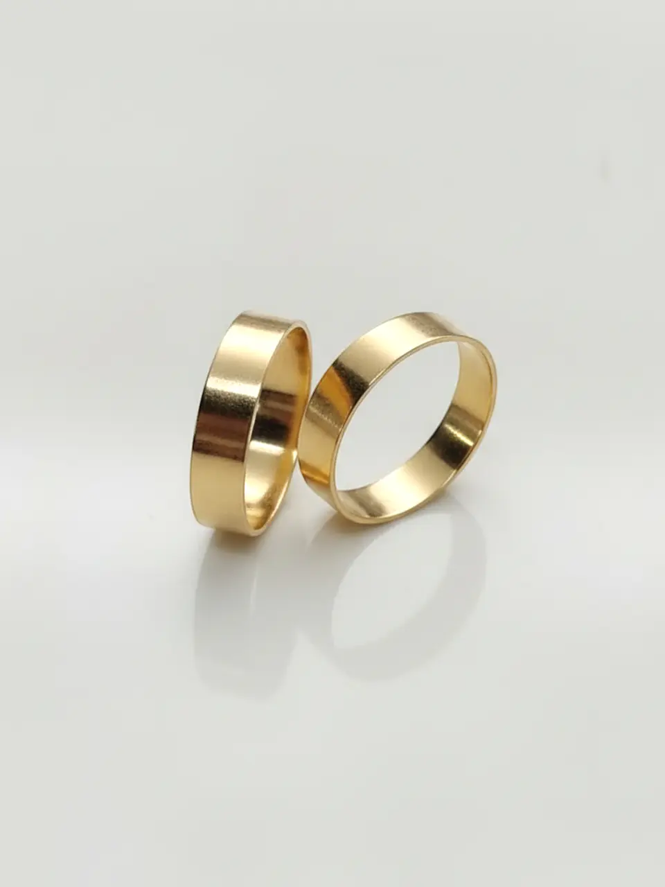 Argollas de Diseño Plano 4 mm Oro 18k 4