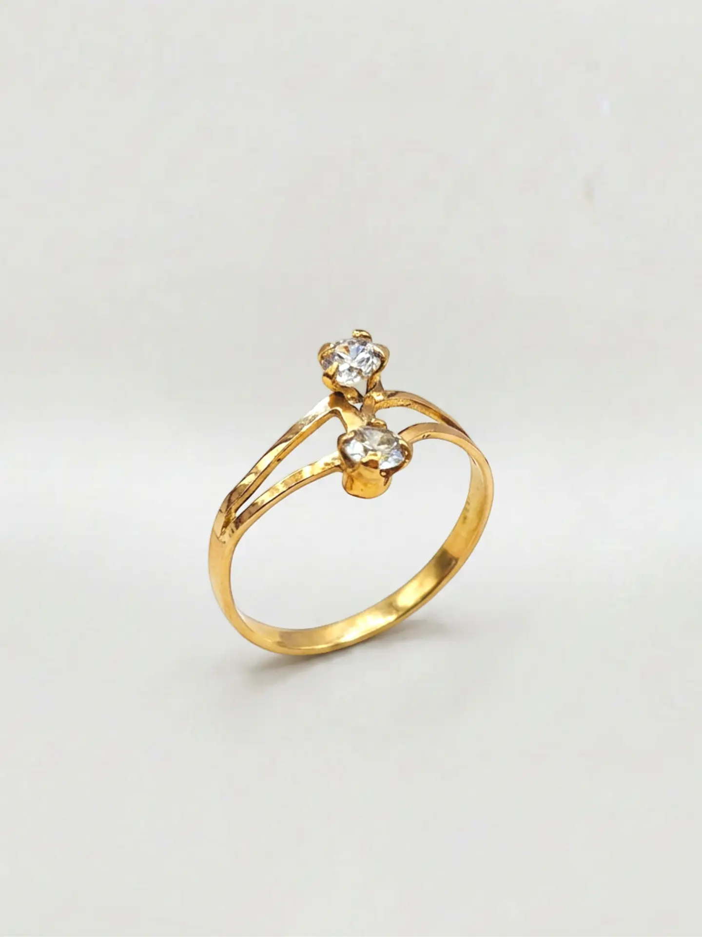 Anillo Tú y Yo Resplandor Infinito Circones Oro 18k 2