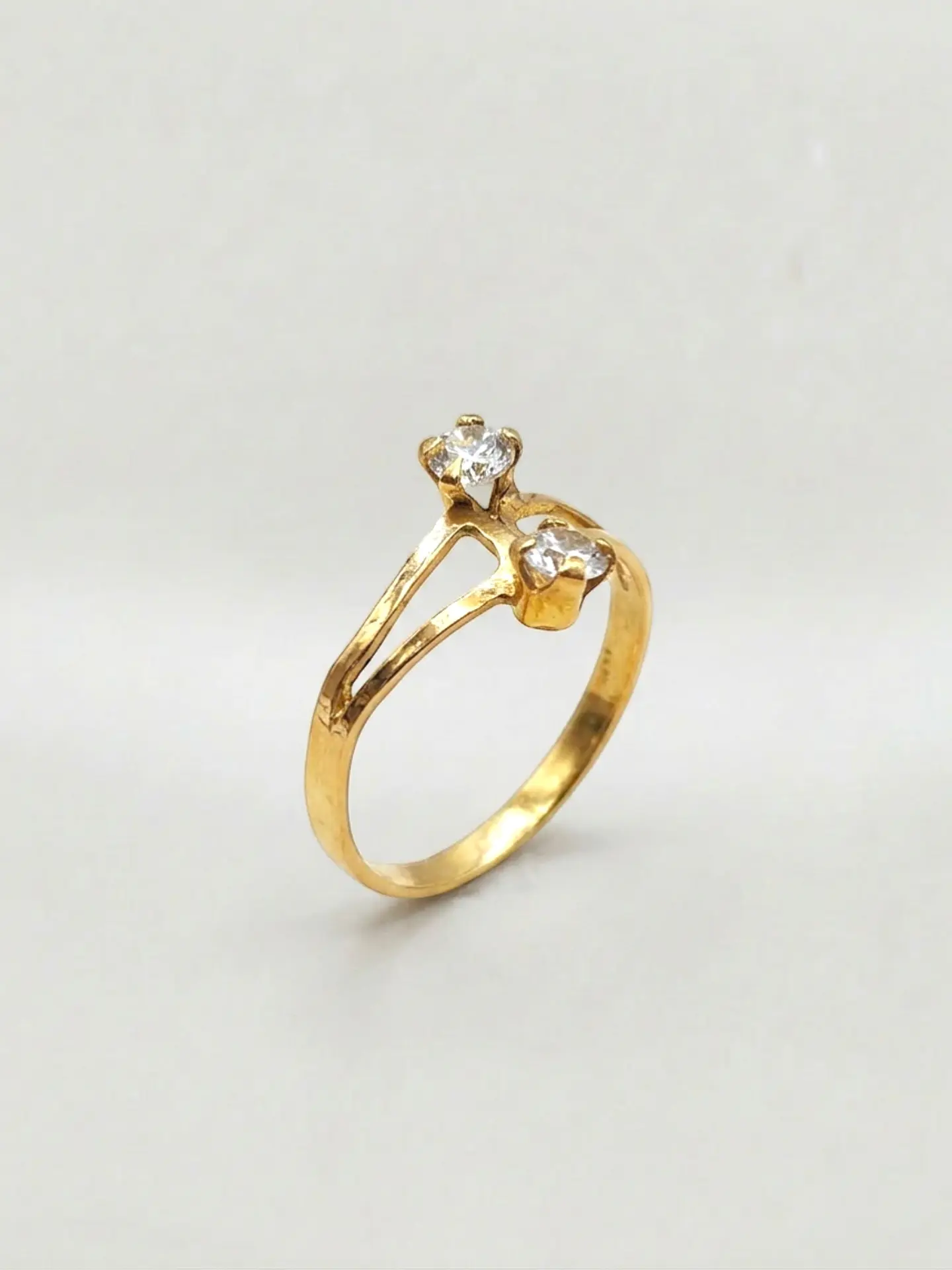 Anillo Tú y Yo Resplandor Infinito Circones Oro 18k 4