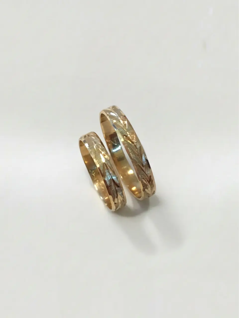 Argollas Tallado Espiga 3 mm Oro 18k 4