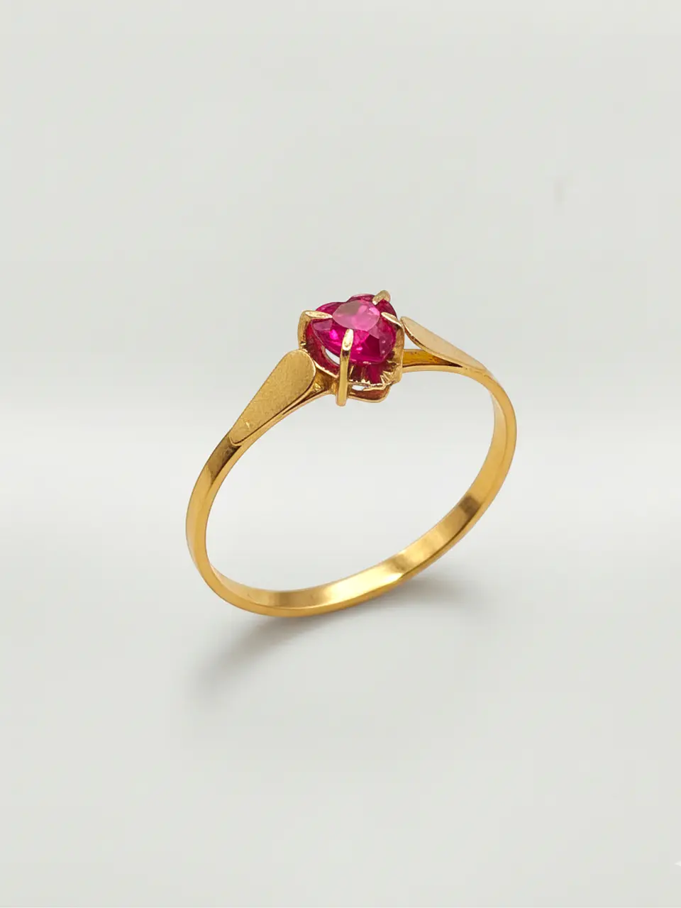 Anillo Chatón Corazón de Rubí Esencia Oro 18k 5