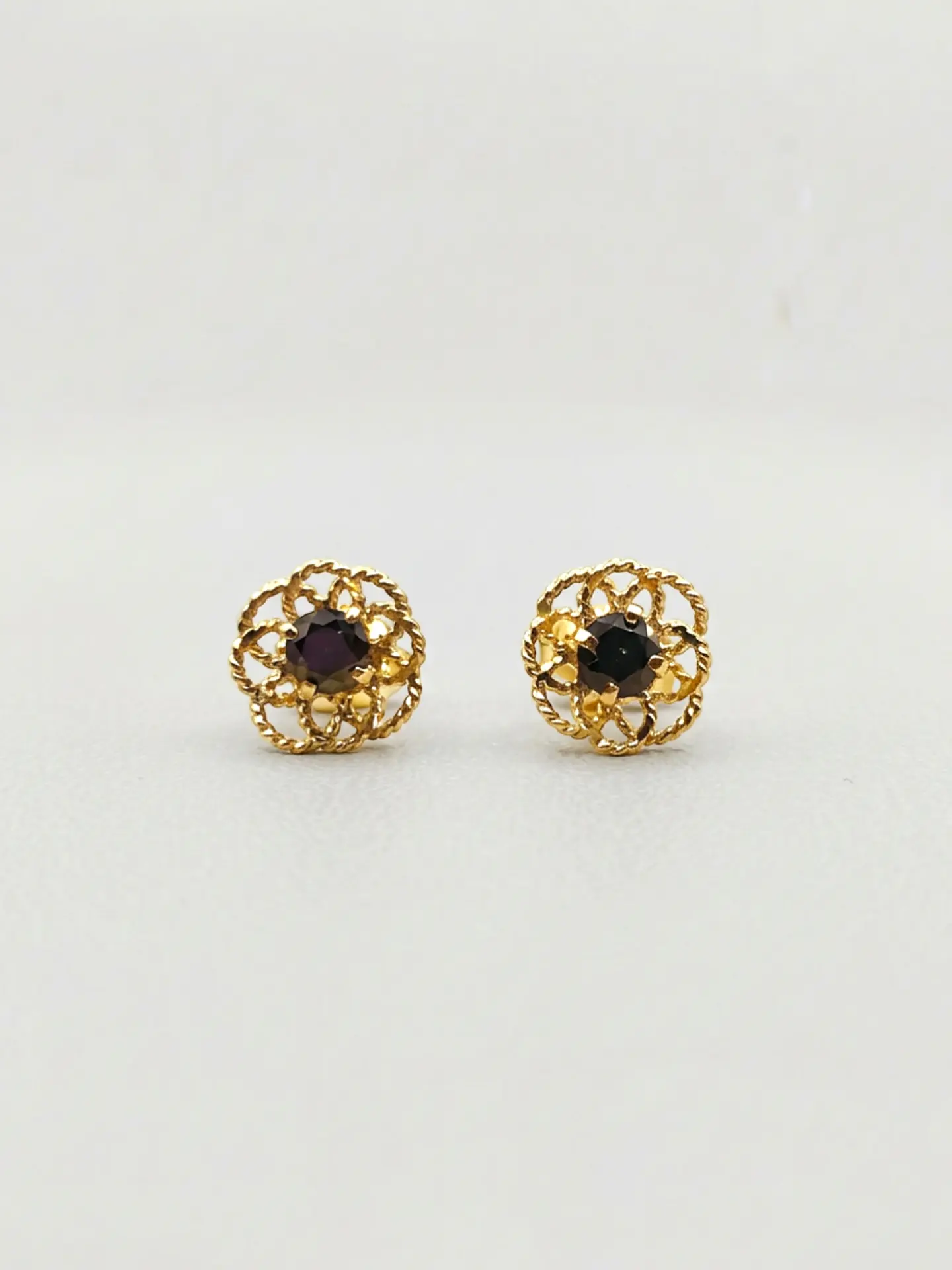 Aros Doble Flor de Ónix Oro 18k 1