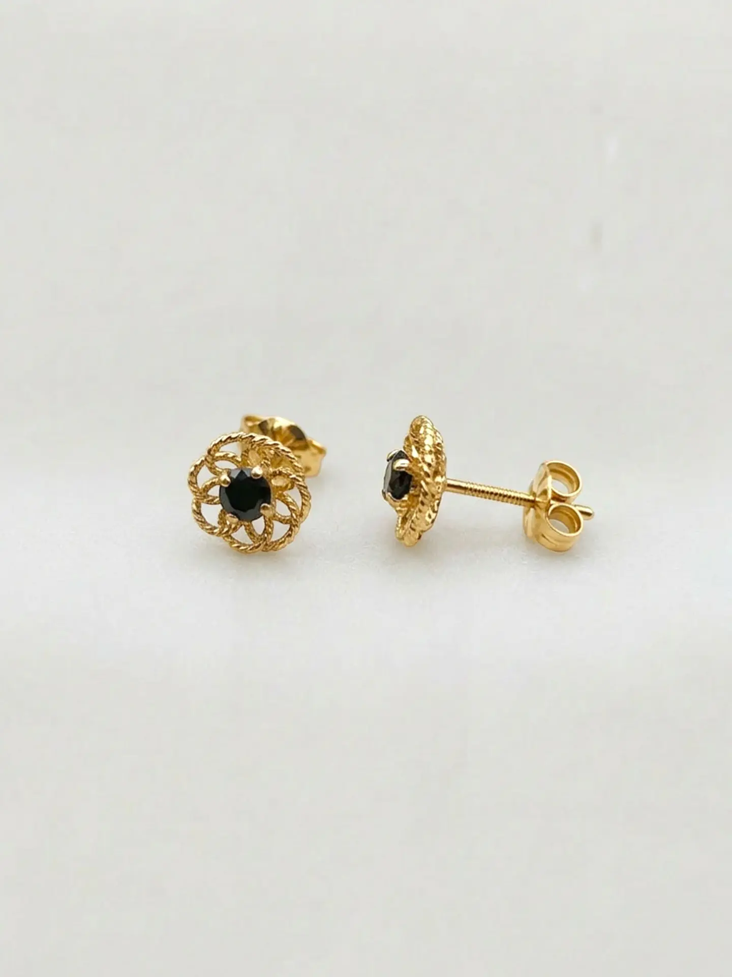 Aros Doble Flor de Ónix Oro 18k 2