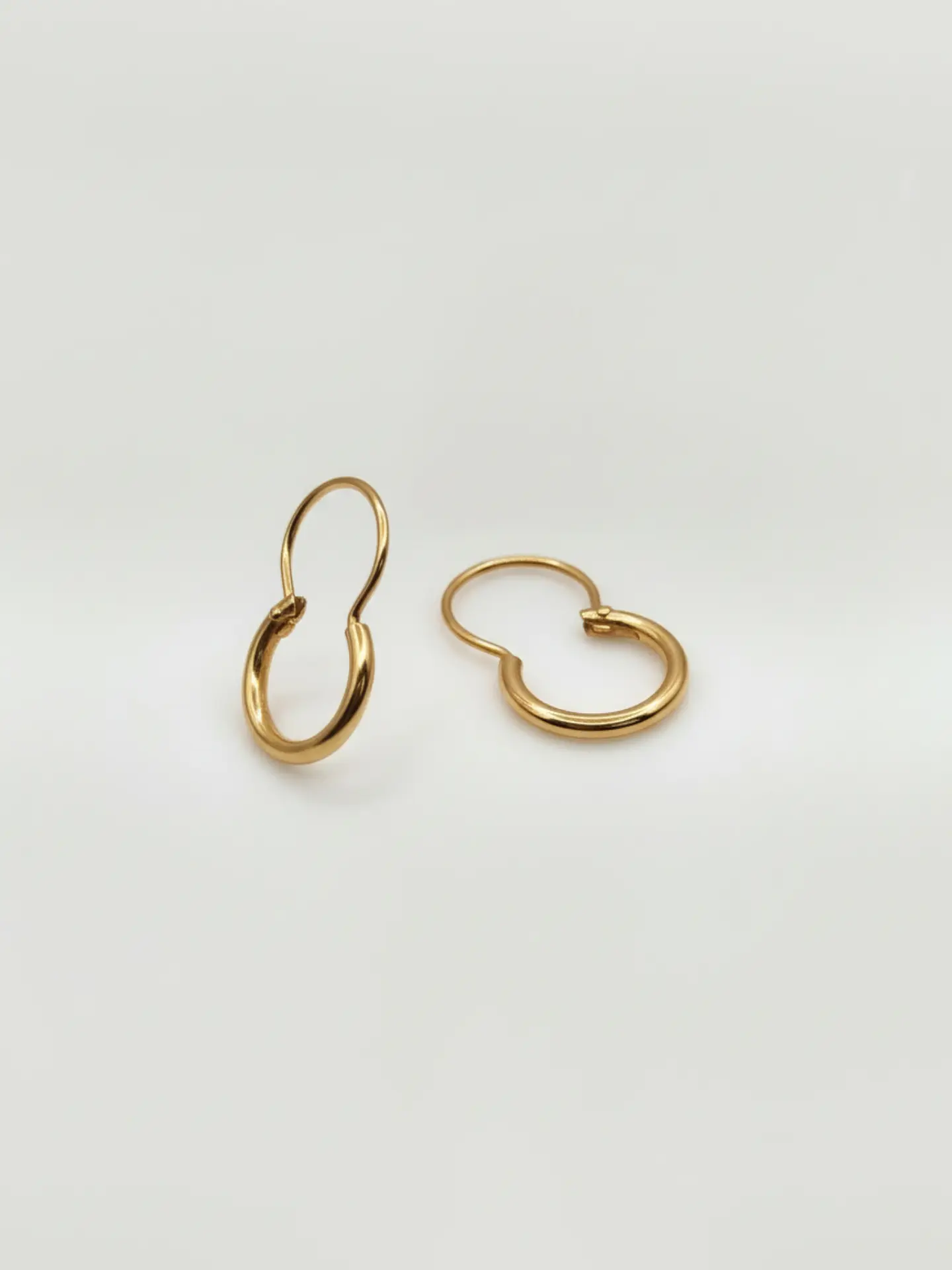 Aros Argollas Clásicas con Cierre Oro 18k 4