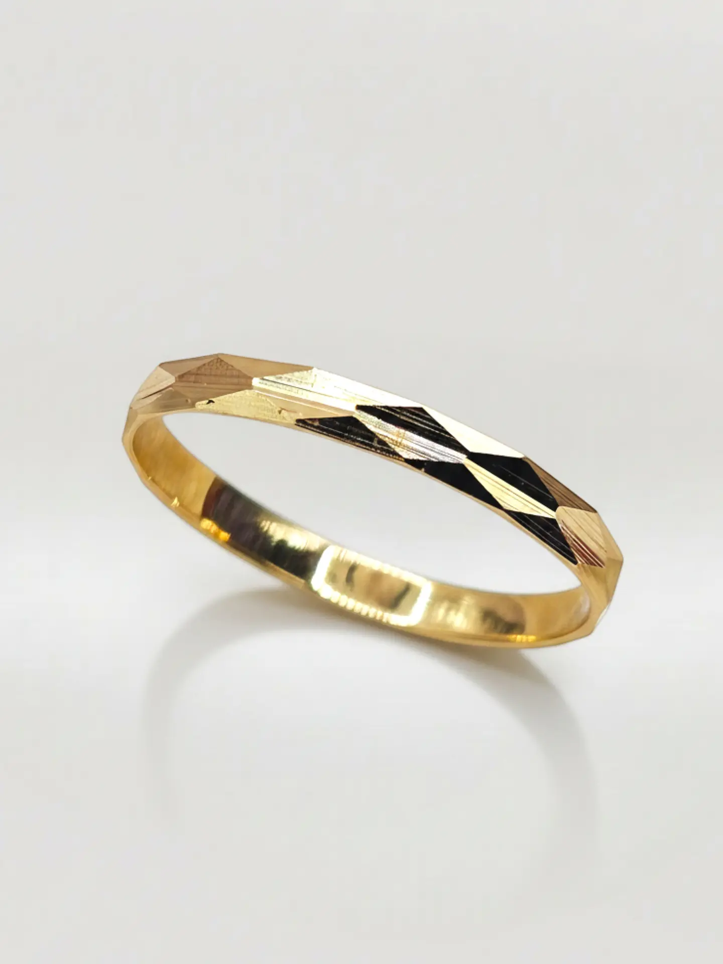 Anillo Ilusión Individual Rombos Oro 18k 1