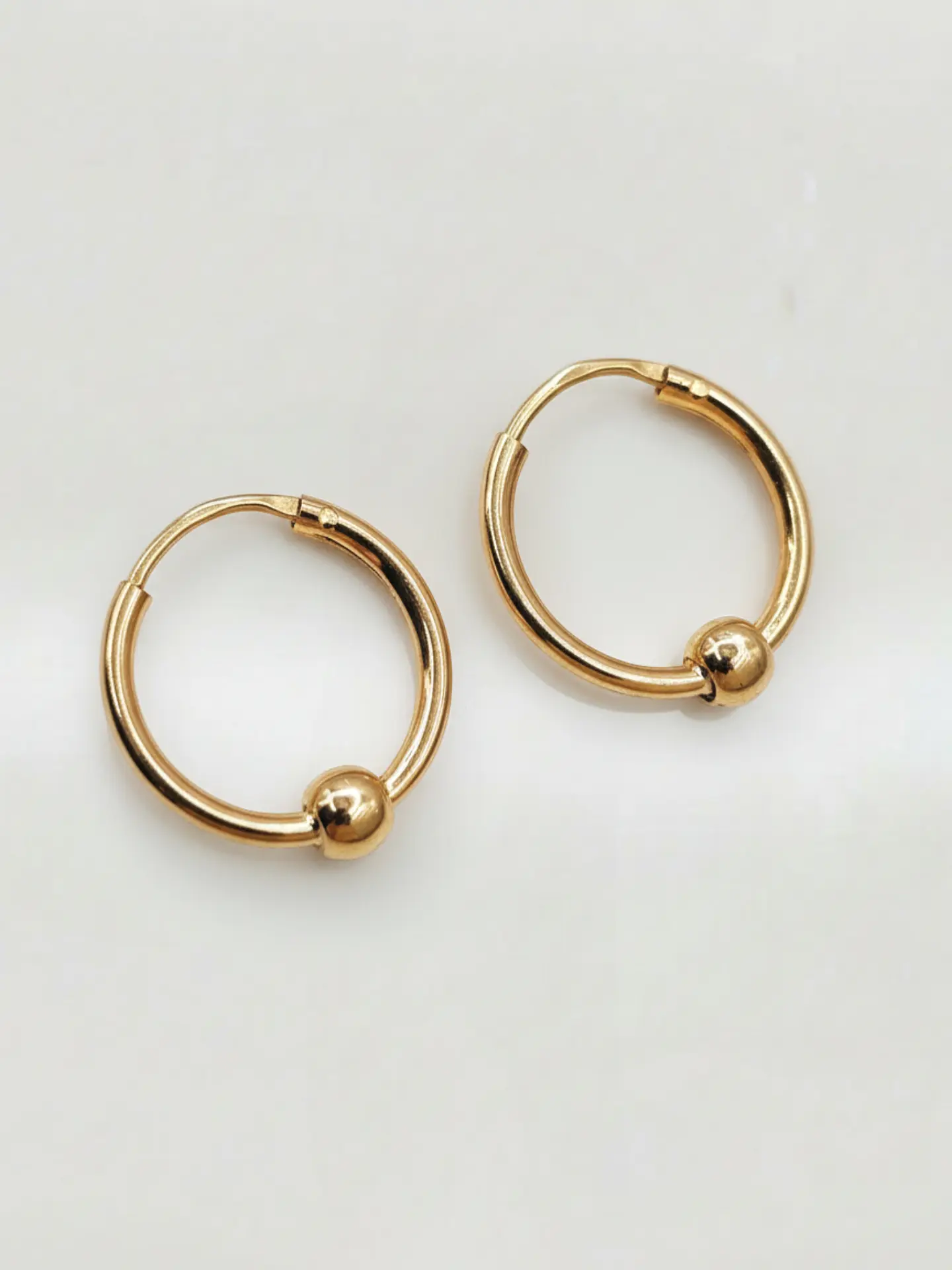 Aros Argolla con Esferas de Gala Oro 18k 1