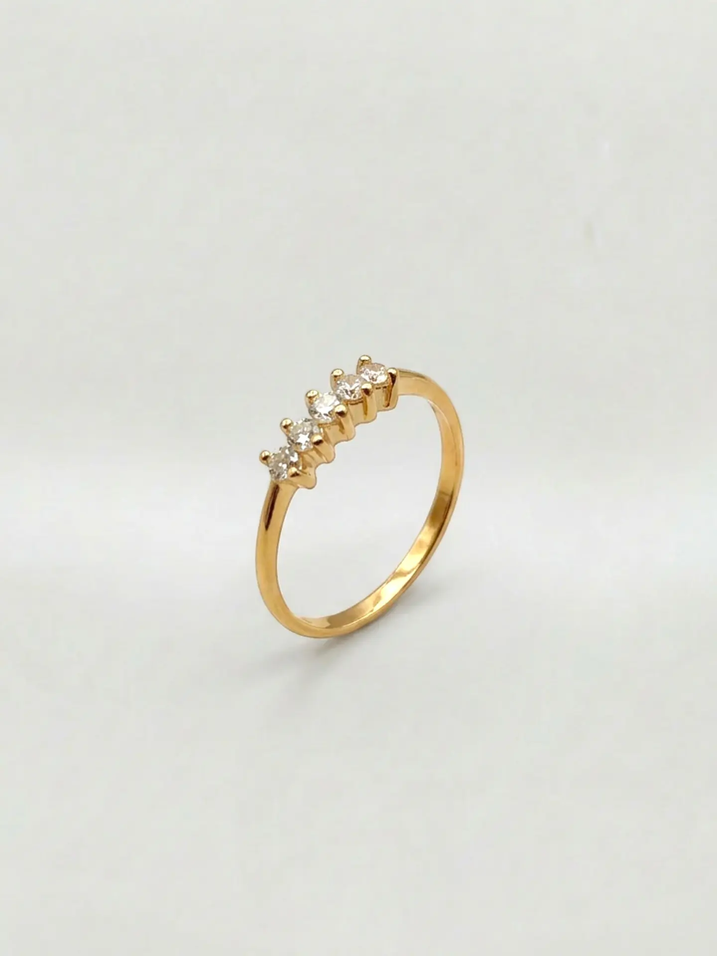 Anillo Medio Cintillo Pentálogo de Brillo Circón Oro 18k 3