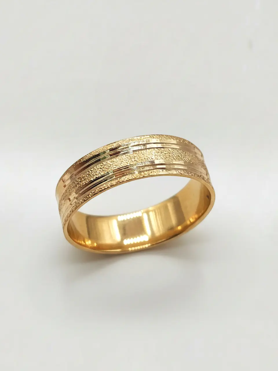 Argolla Individual Brillo de Satín Mediano Oro 18k 4