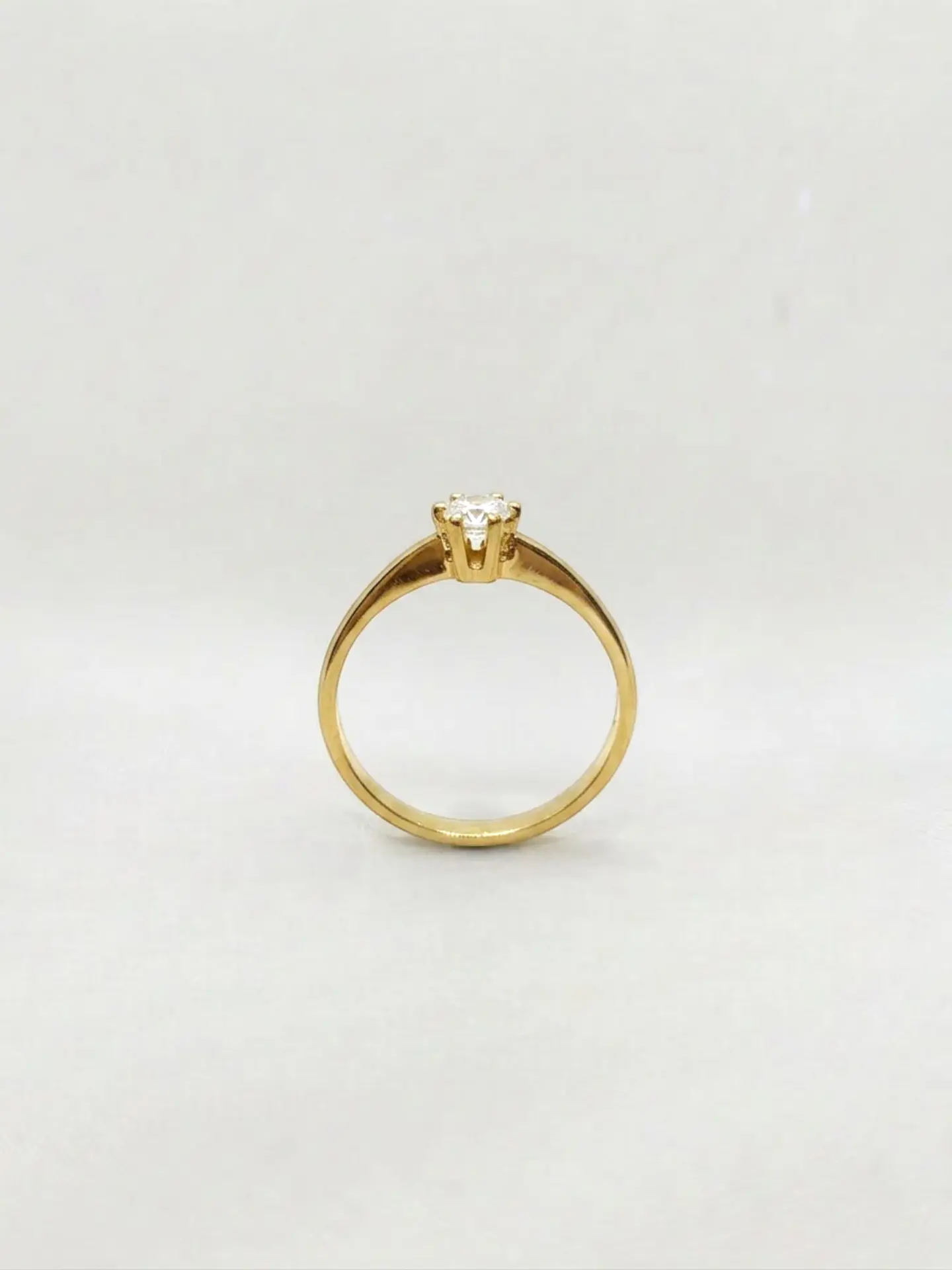 Anillo Solitario Corazón de Brillo Circón Oro 18k 1