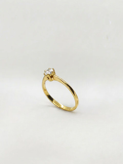Anillo Solitario Corazón de Brillo Circón Oro 18k