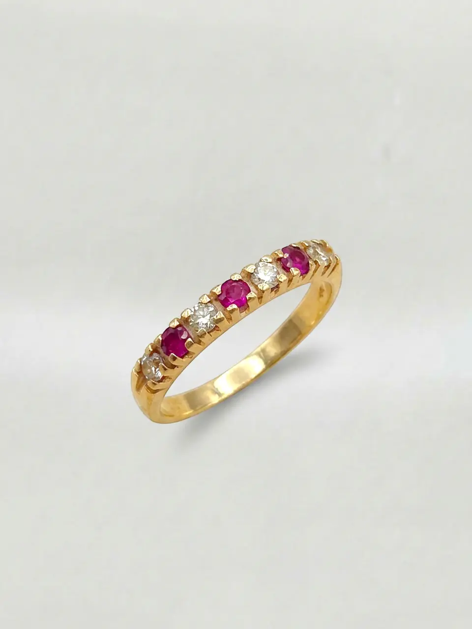 Anillo Medio Cintillo Pasión de Rubí y Circones Oro 18k 3