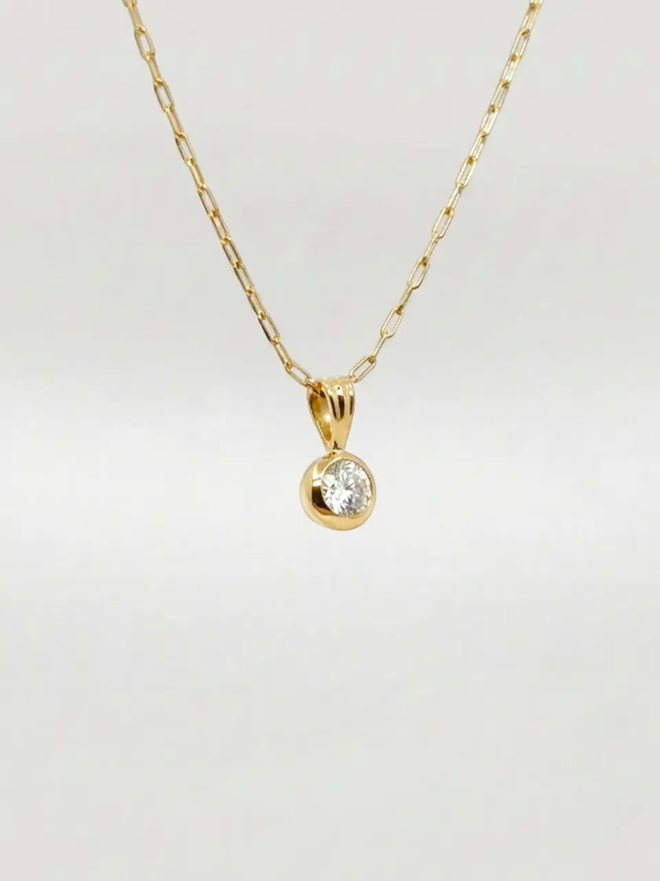 Cadena Esencia con Punto de Luz Circón Oro 18k 1