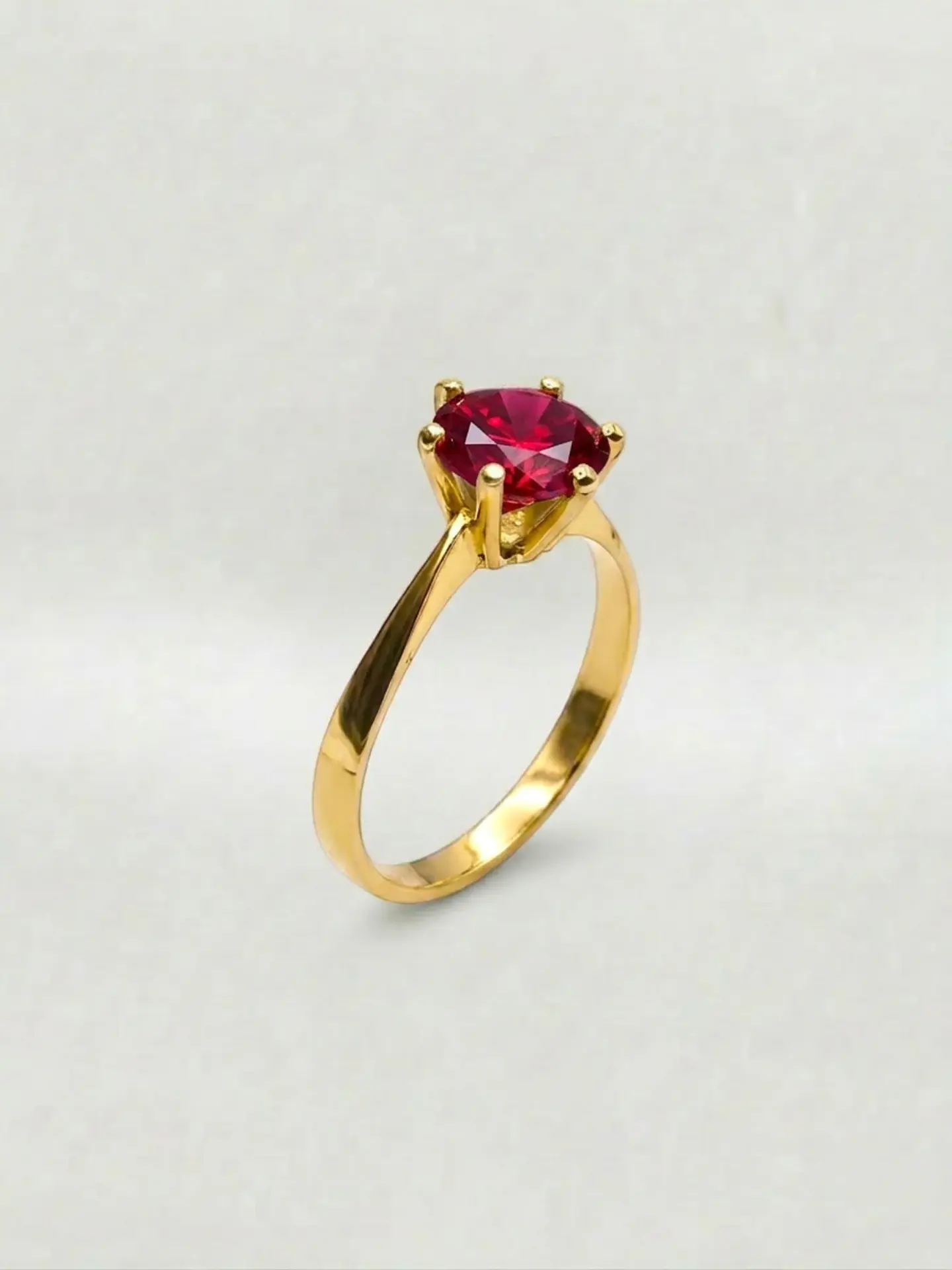 Anillo Solitario Rubí Corona de 6 Puntos Oro 18k 3
