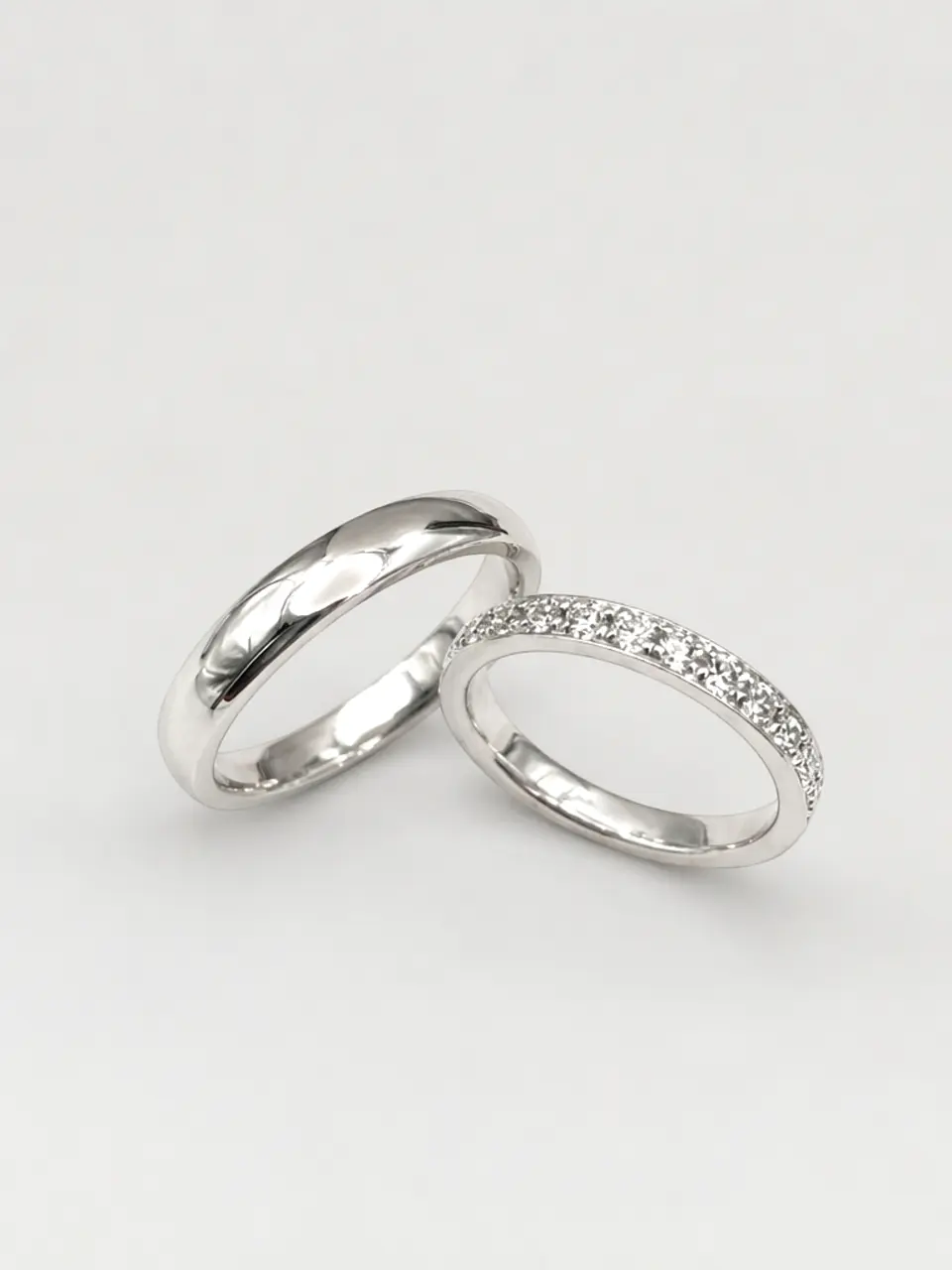 Argollas Estilo Inglés y Cintillo Nupcial Oro Blanco 18k 5