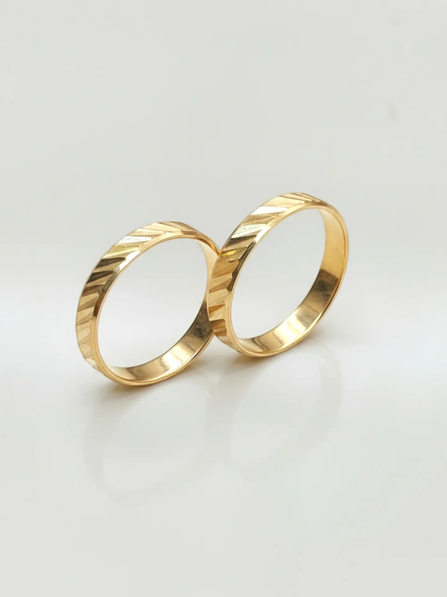 Argollas Nupciales Tallado Diagonal 3 mm Oro 18k 4