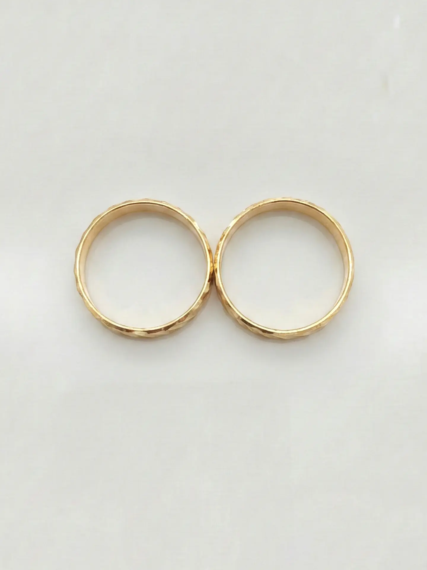 Argollas Nupciales Tallado Diagonal 3 mm Oro 18k 2