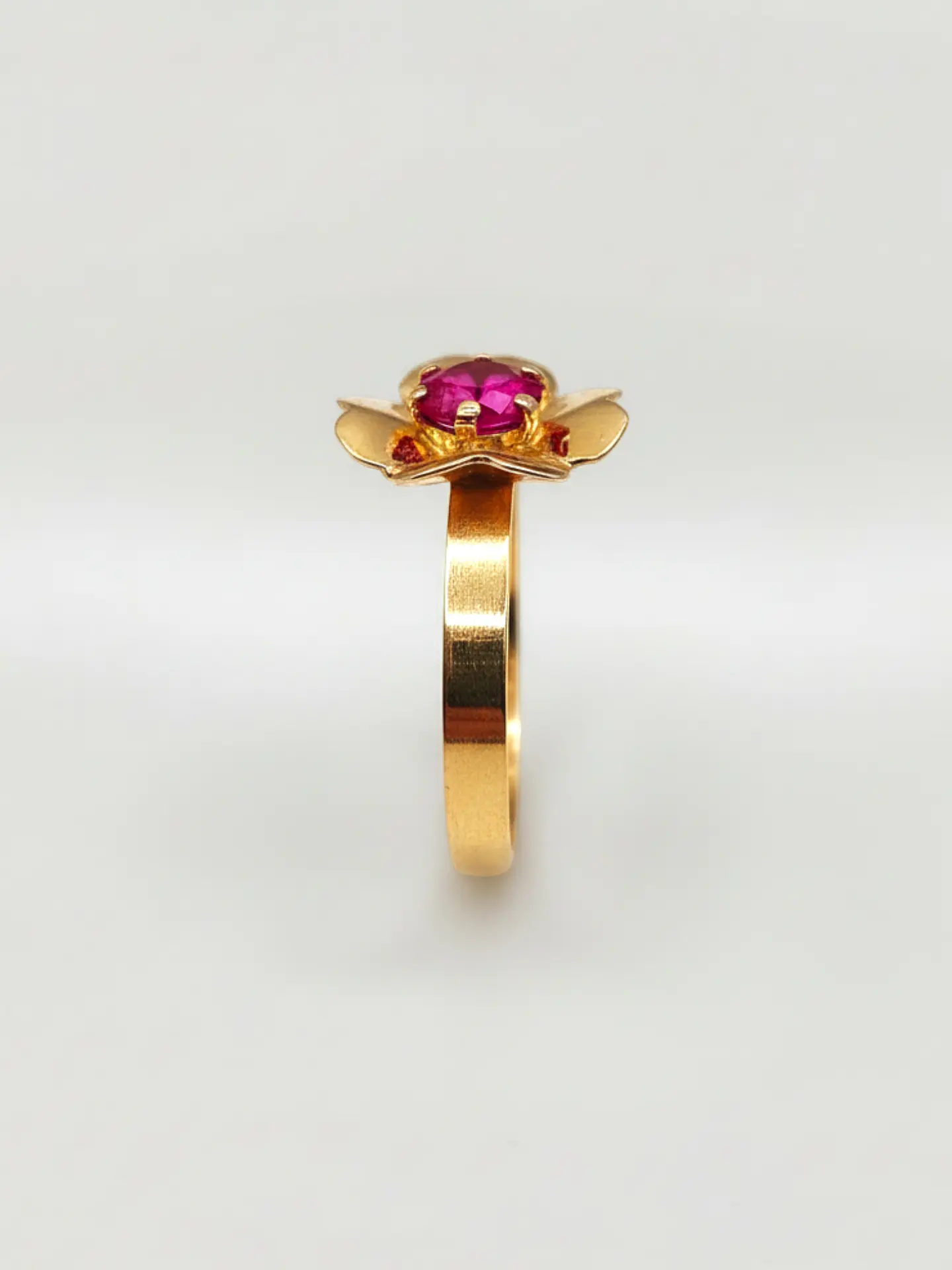 Anillo Flor de Rubí Pasión Oro 18k 4
