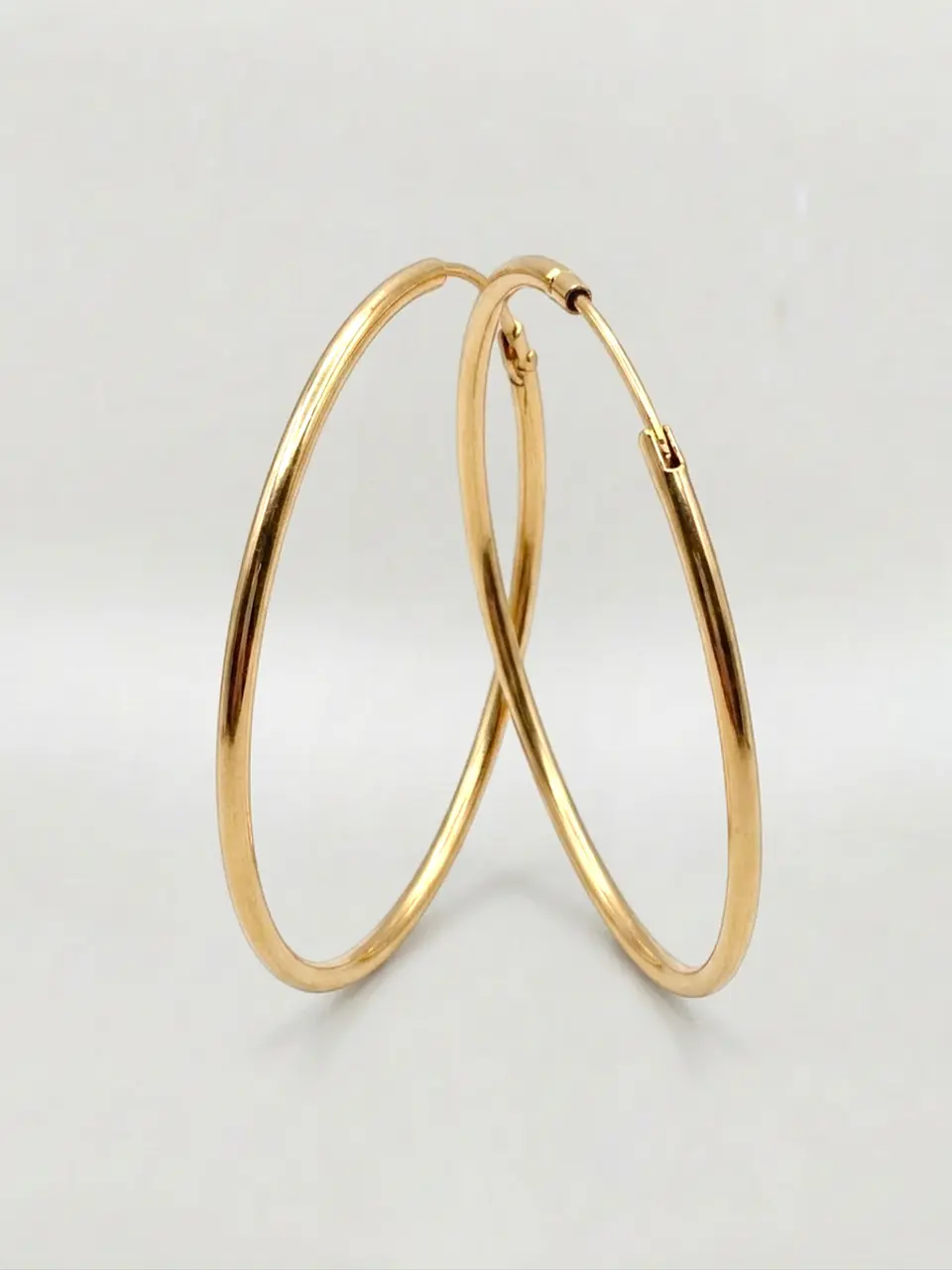 Argollas Tubulares Majestuosas Oro 18k 4