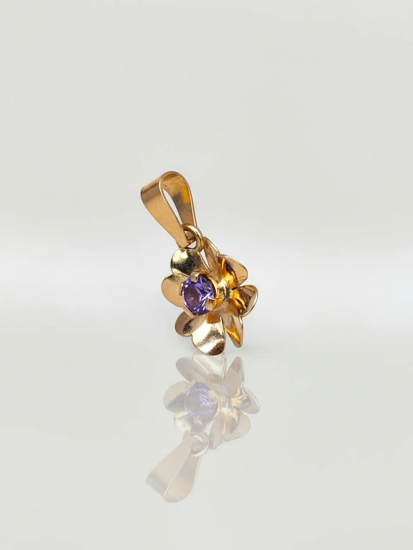 Colgante Flor de Amatista Mística Oro 18k 4