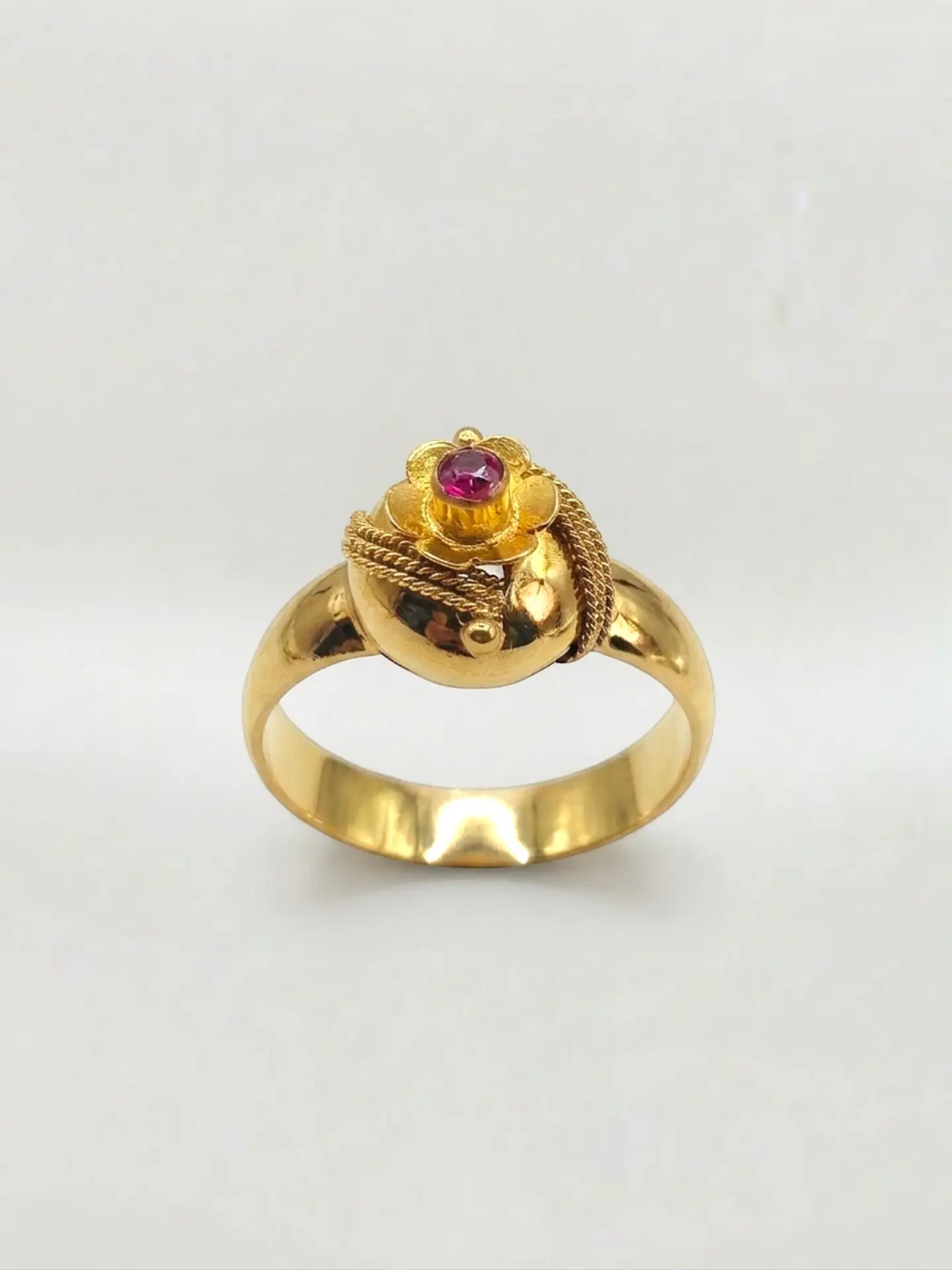 Anillo Chevalier Tradición Rubí Oro 18k 3