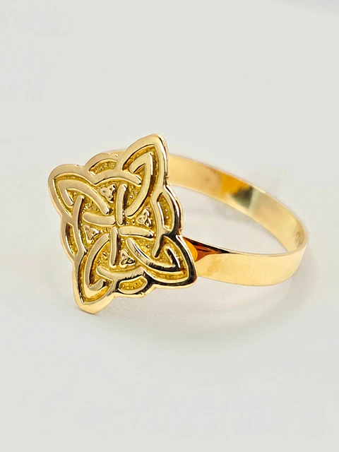 Anillo Amuleto Nudo de Bruja Oro 18k