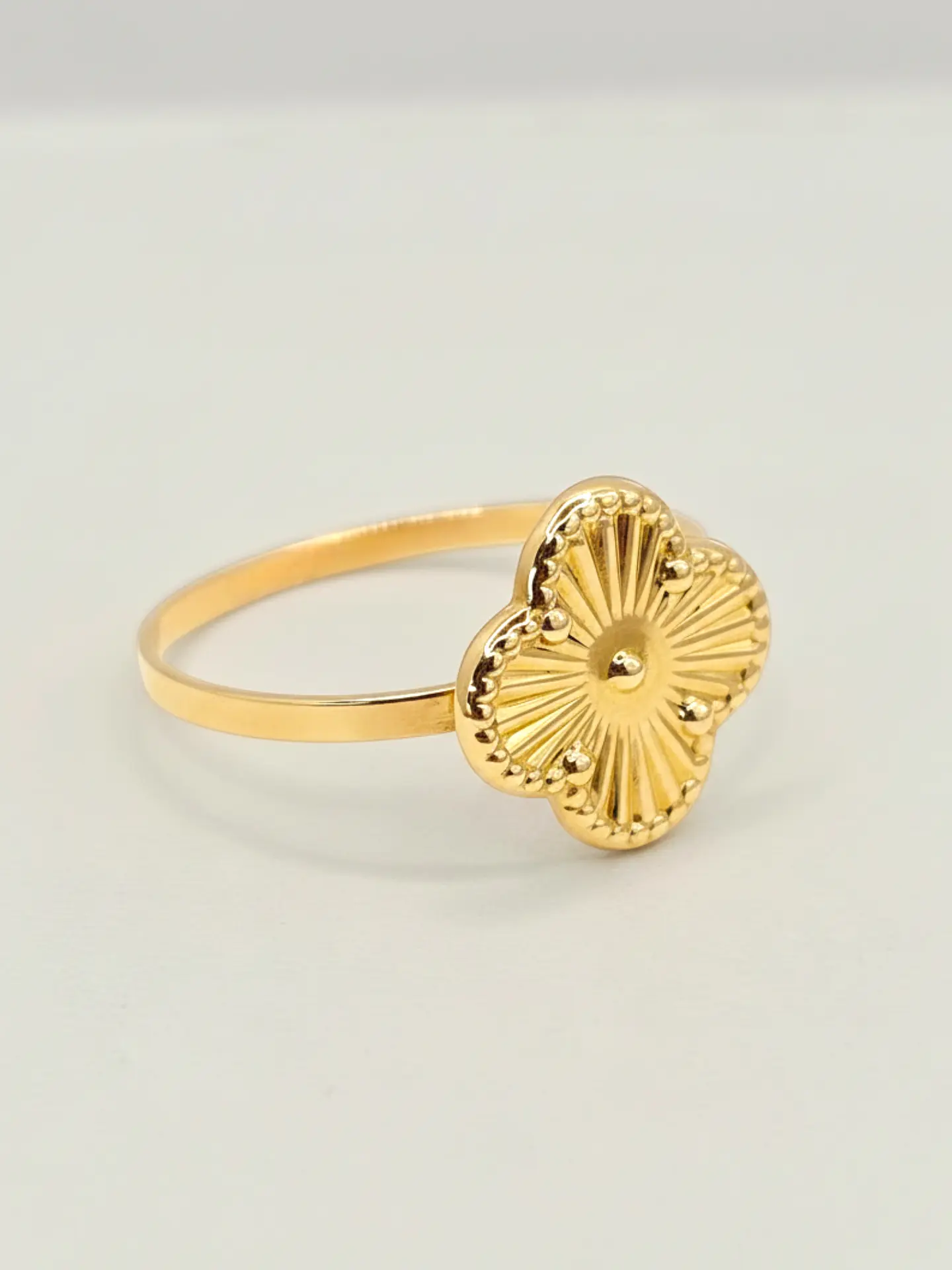 Anillo Flor de Mayo Satín Oro 18k 3