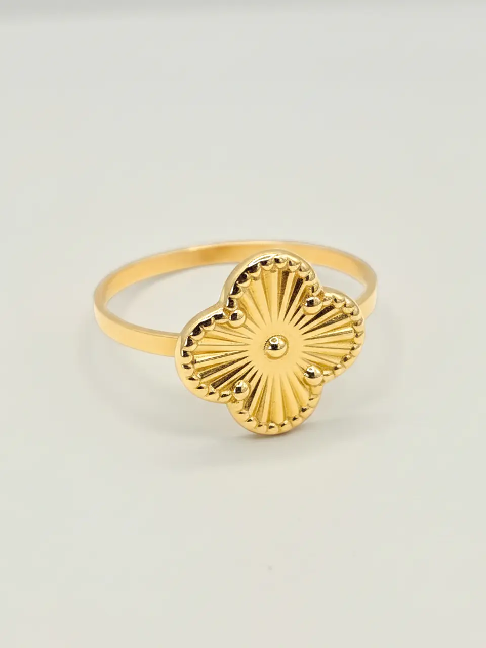 Anillo Flor de Mayo Satín Oro 18k 6