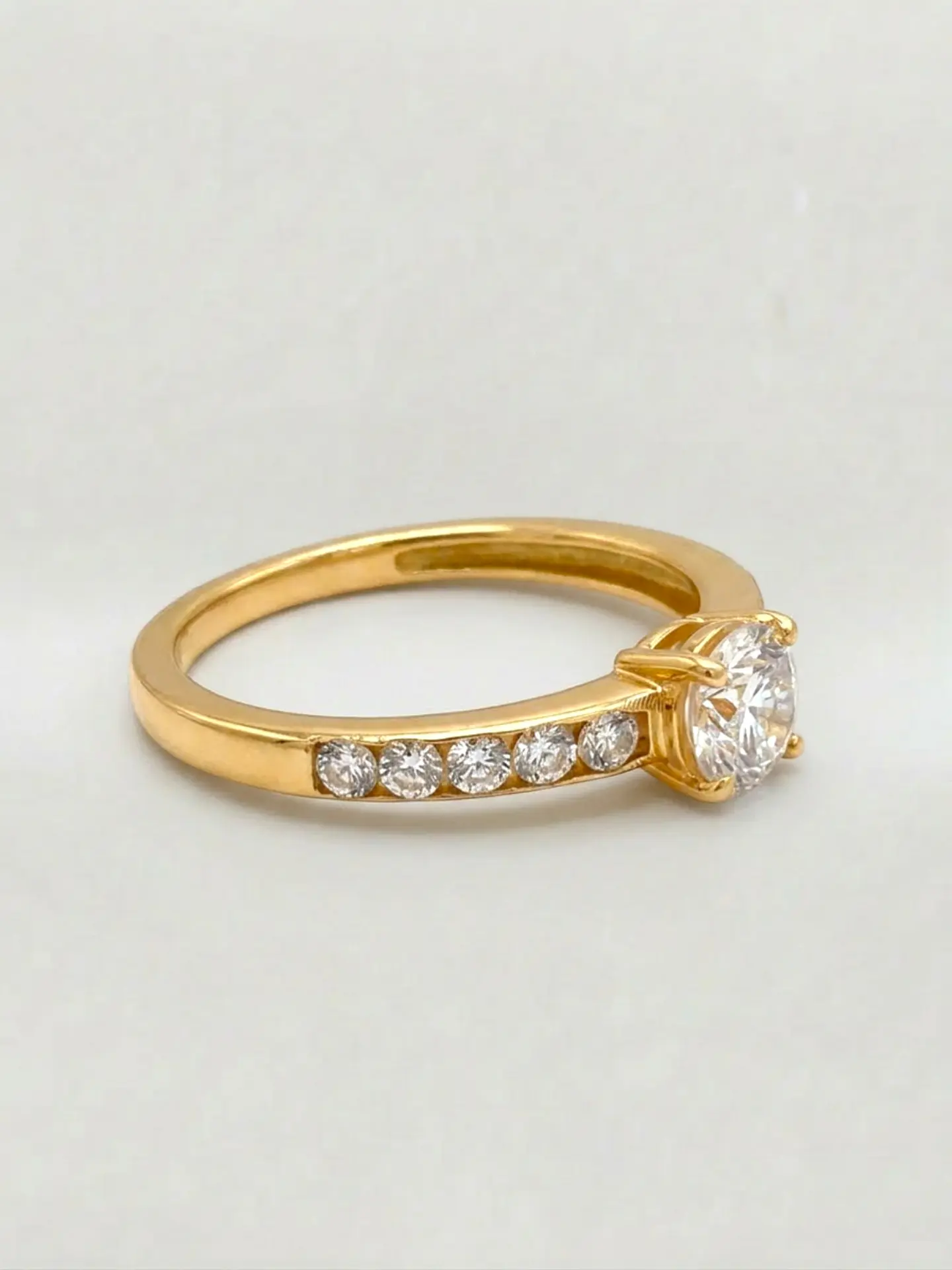 Anillo Medio Cintillo Duquesa Circón Oro 18k 5