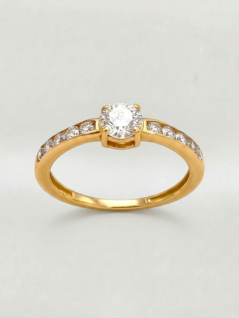 Anillo Medio Cintillo Duquesa Circón Oro 18k