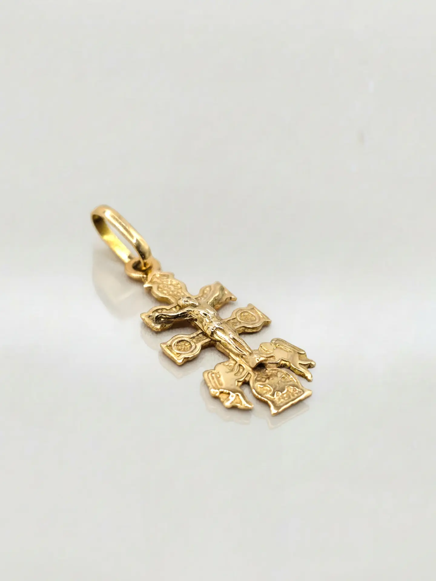 Colgante Cruz de Caravaca Sagrada Oro 18k 5