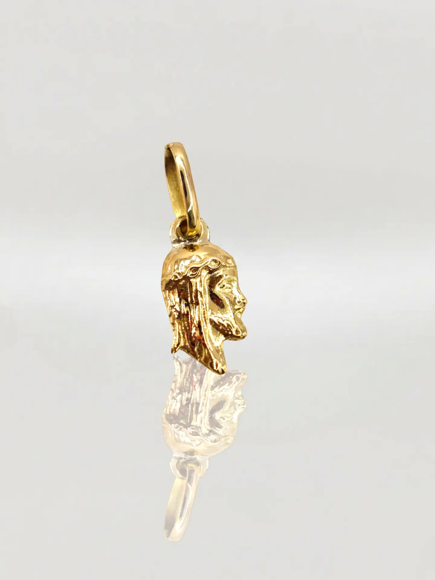 Colgante Cara de Cristo Sagrada Oro 18k 1