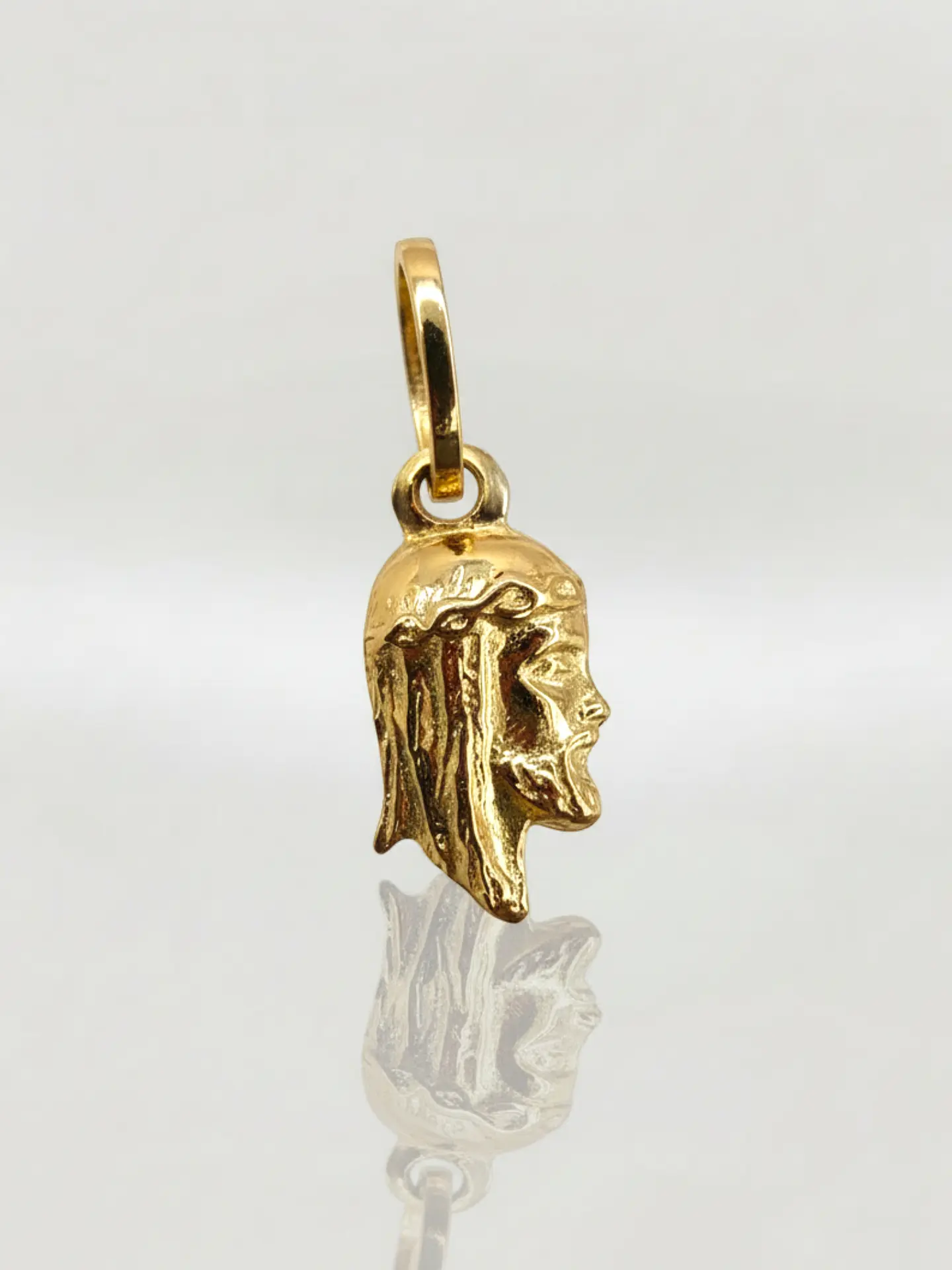 Colgante Cara de Cristo Sagrada Oro 18k 6