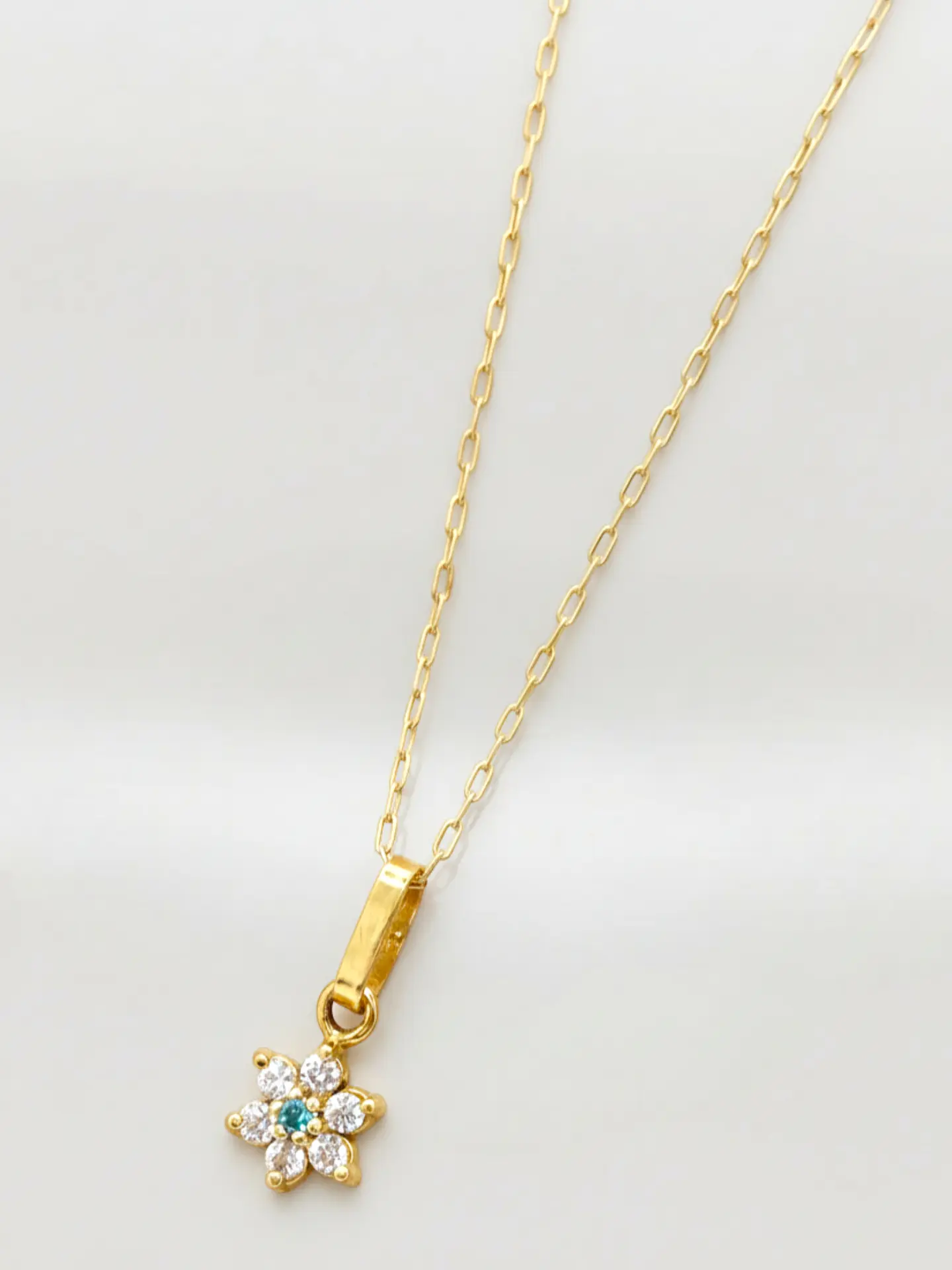 Cadena Roseta Aguamarina y Circones Oro 18k 6