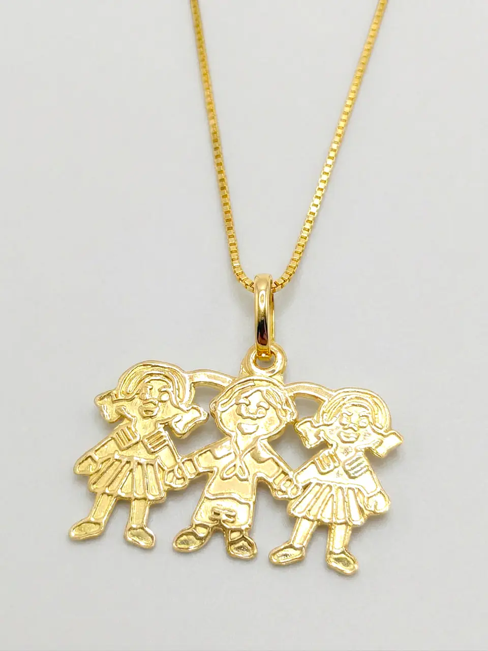 Cadena Ternura Familiar Tres Niños Oro 18k 7