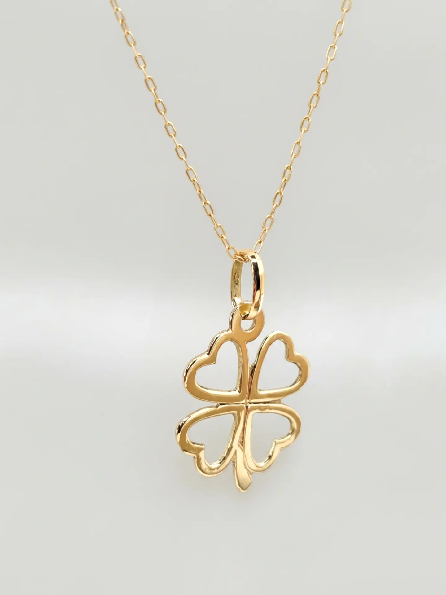 Cadena Trébol de la Suerte Oro 18k 1