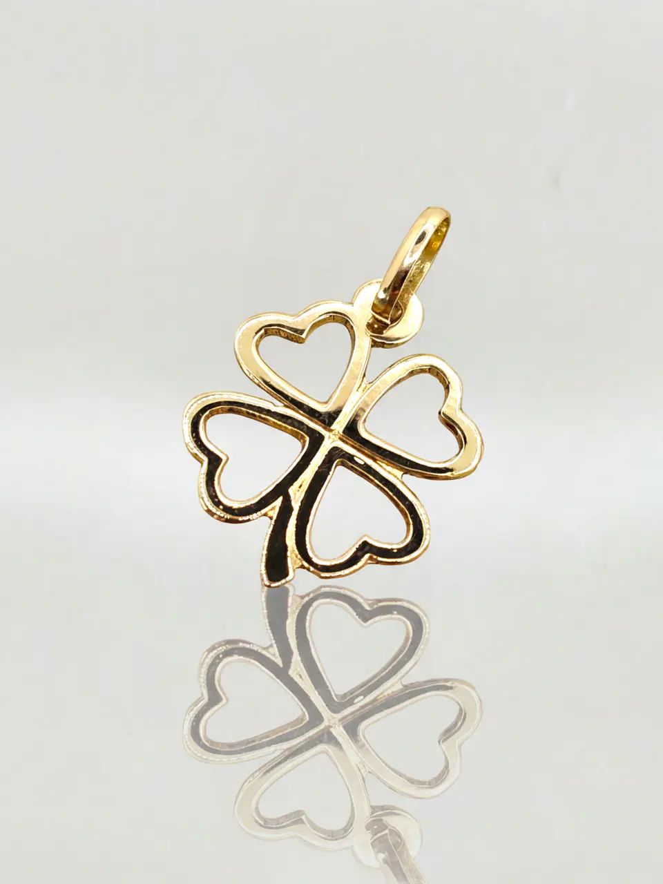 Colgante Trébol de la Suerte Oro 18k 2