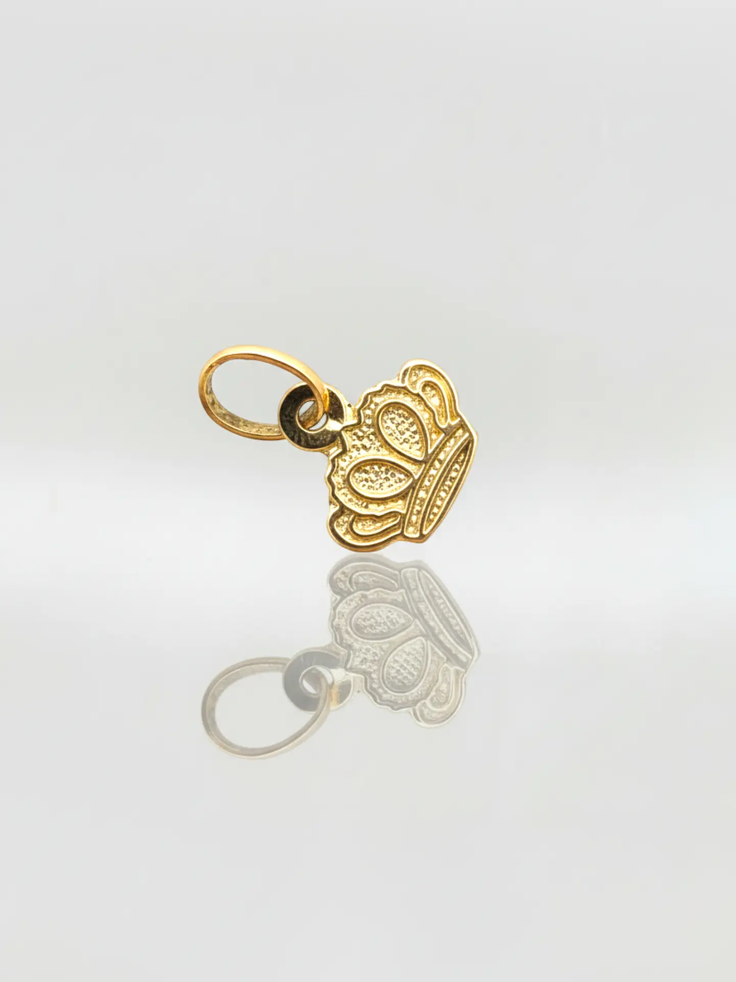 Colgante Corona Imperial Oro 18k 4