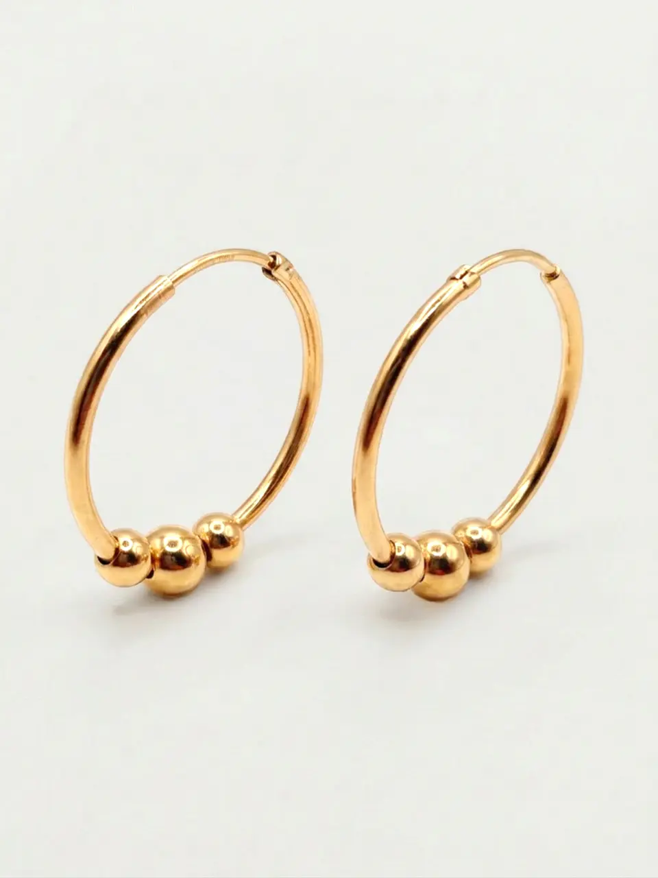 Aros Tubulares con Esferas de Gala Oro 18k 2