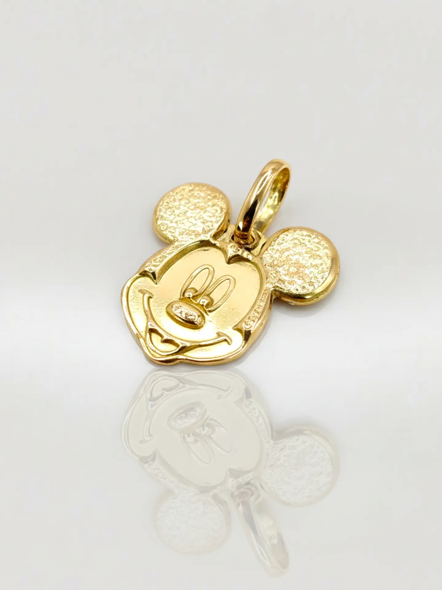 Colgante Mickey Mouse Encanto Oro 18k 4
