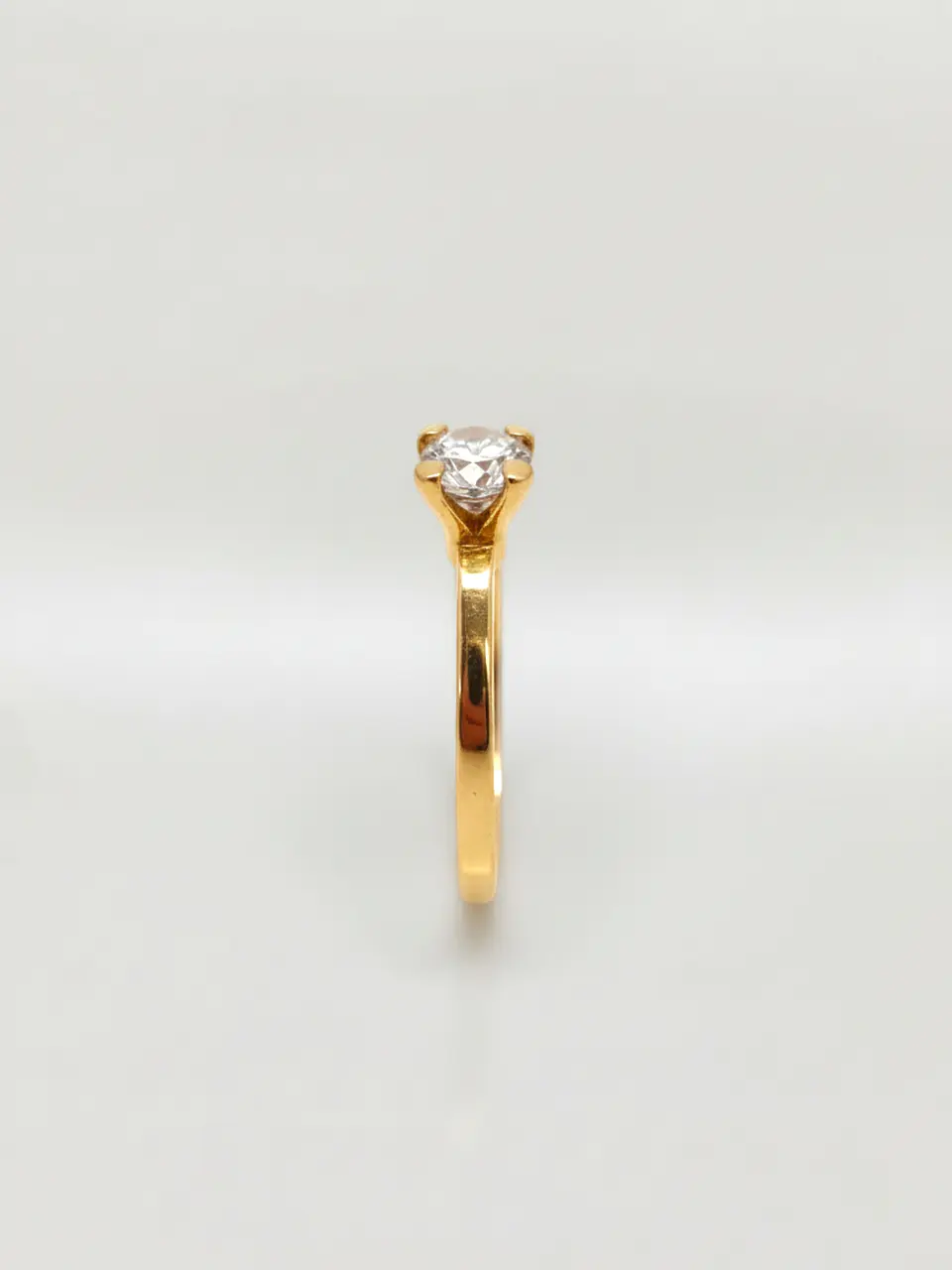 Anillo Solitario Esencia de Circón Oro 18k 5