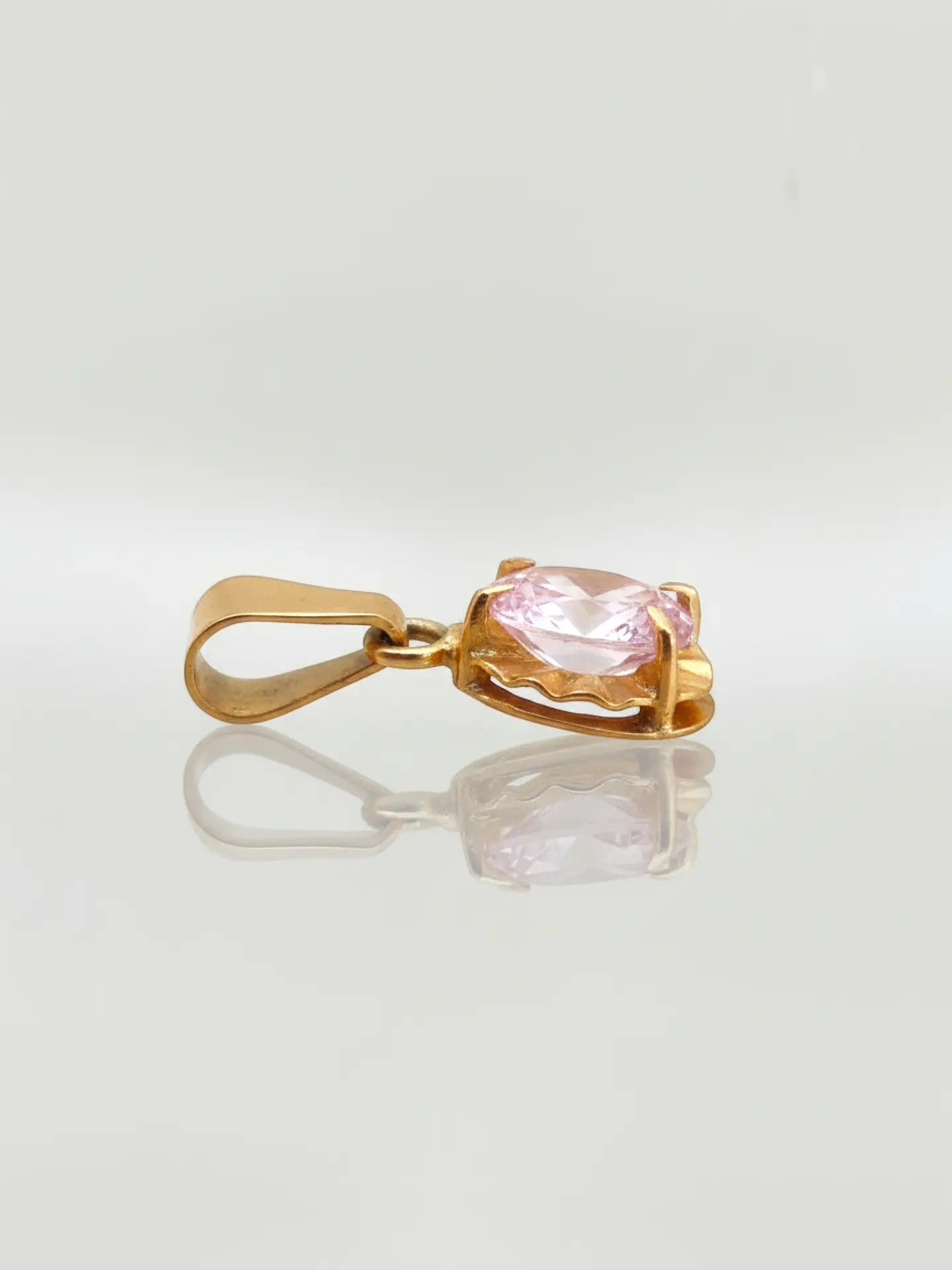 Colgante Chatón Oval Rosa de Francia Oro 18k 2