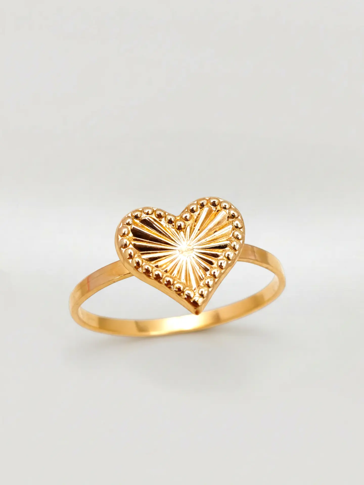 Anillo Corazón Satín Delicado Oro 18k 1