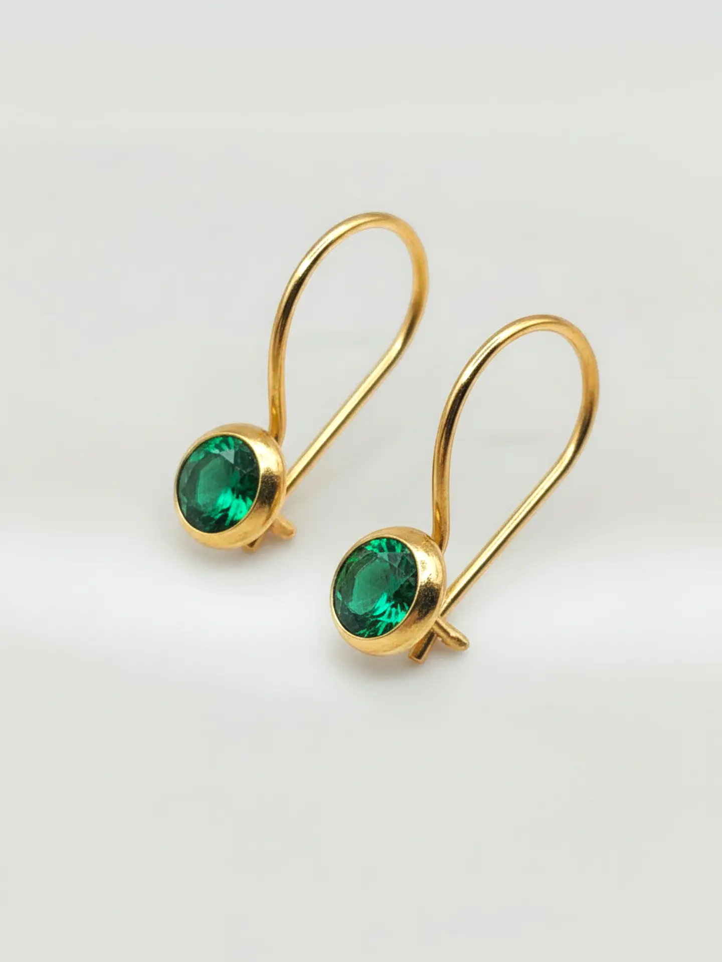 Aros Punto de Luz Jardín de Esmeralda Oro 18k 1