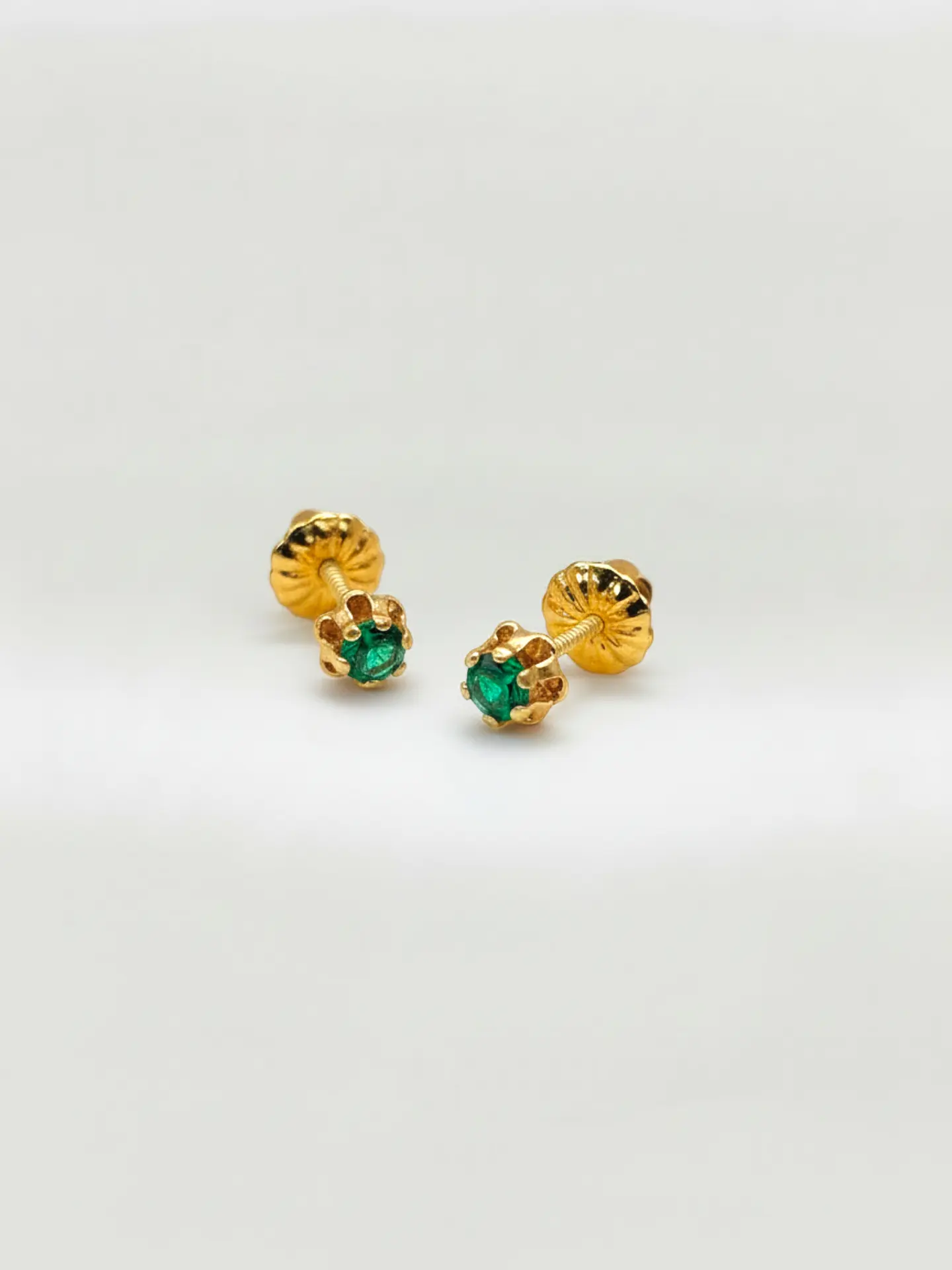 Aros Chatón Italiano Esmeralda Chico Oro 18k 5