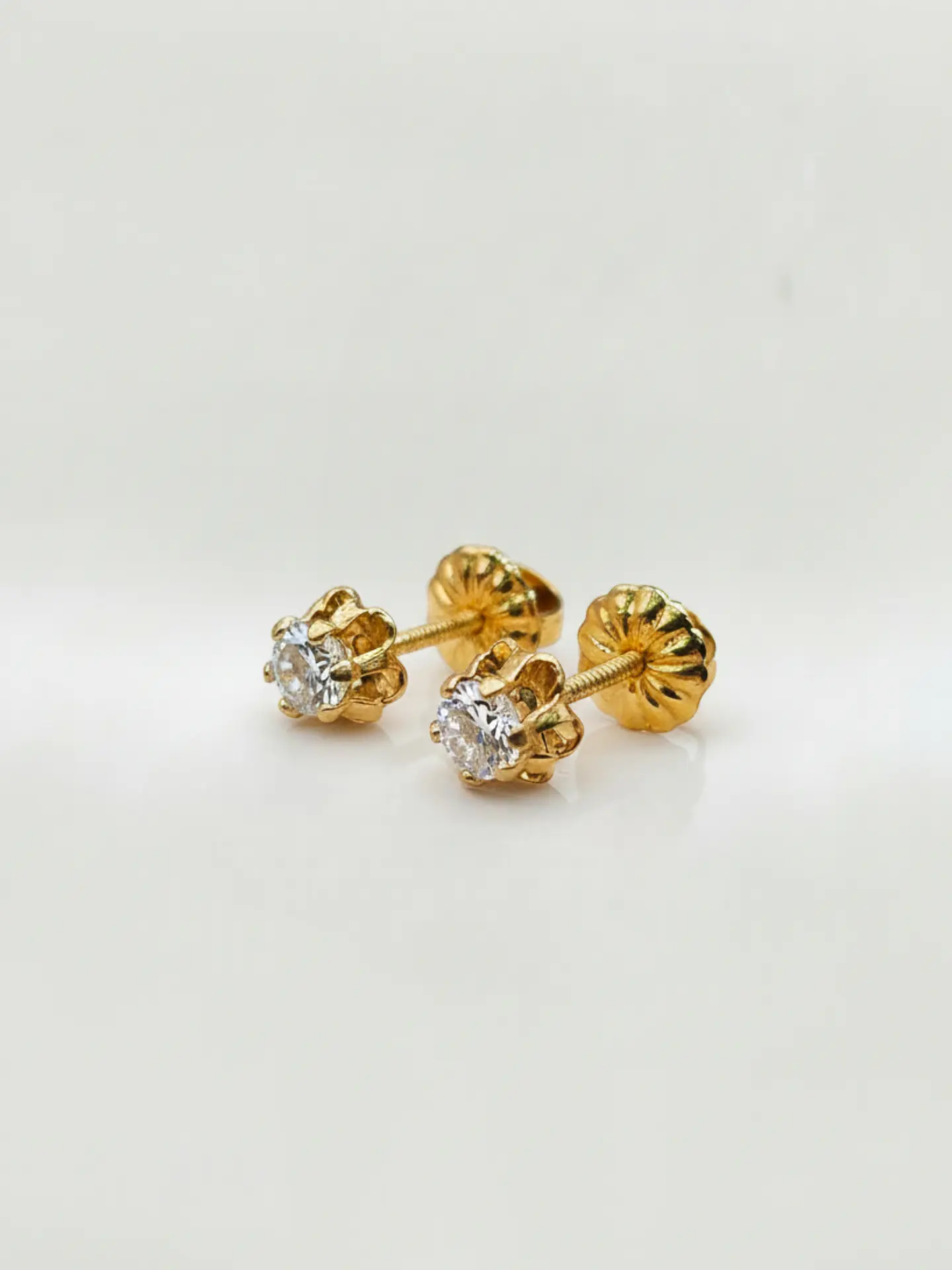 Aros Chatón Italiano Circón Mediano Oro 18k 2