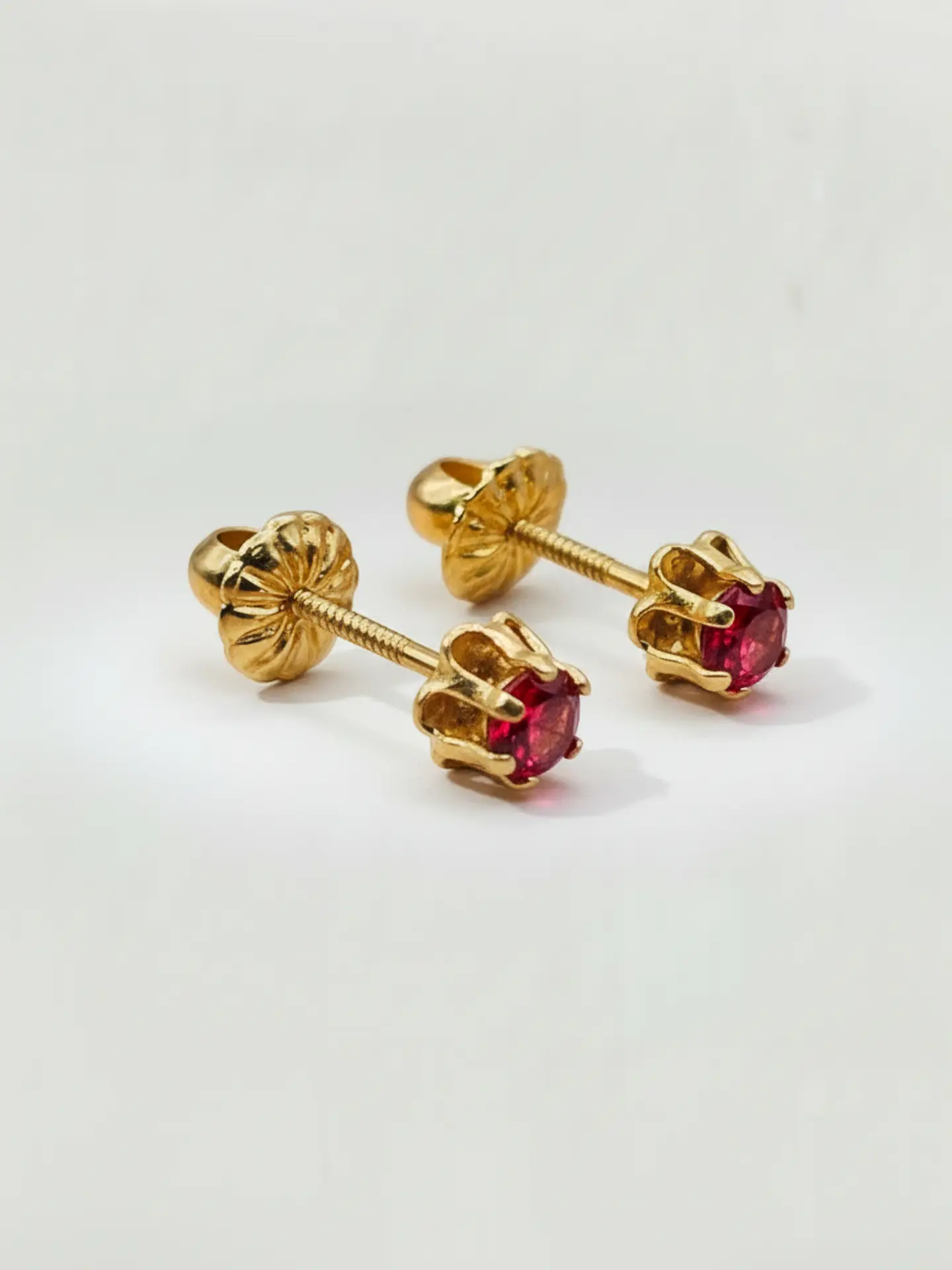 Aros Chatón Italiano Rubí Mediano Oro 18k 3