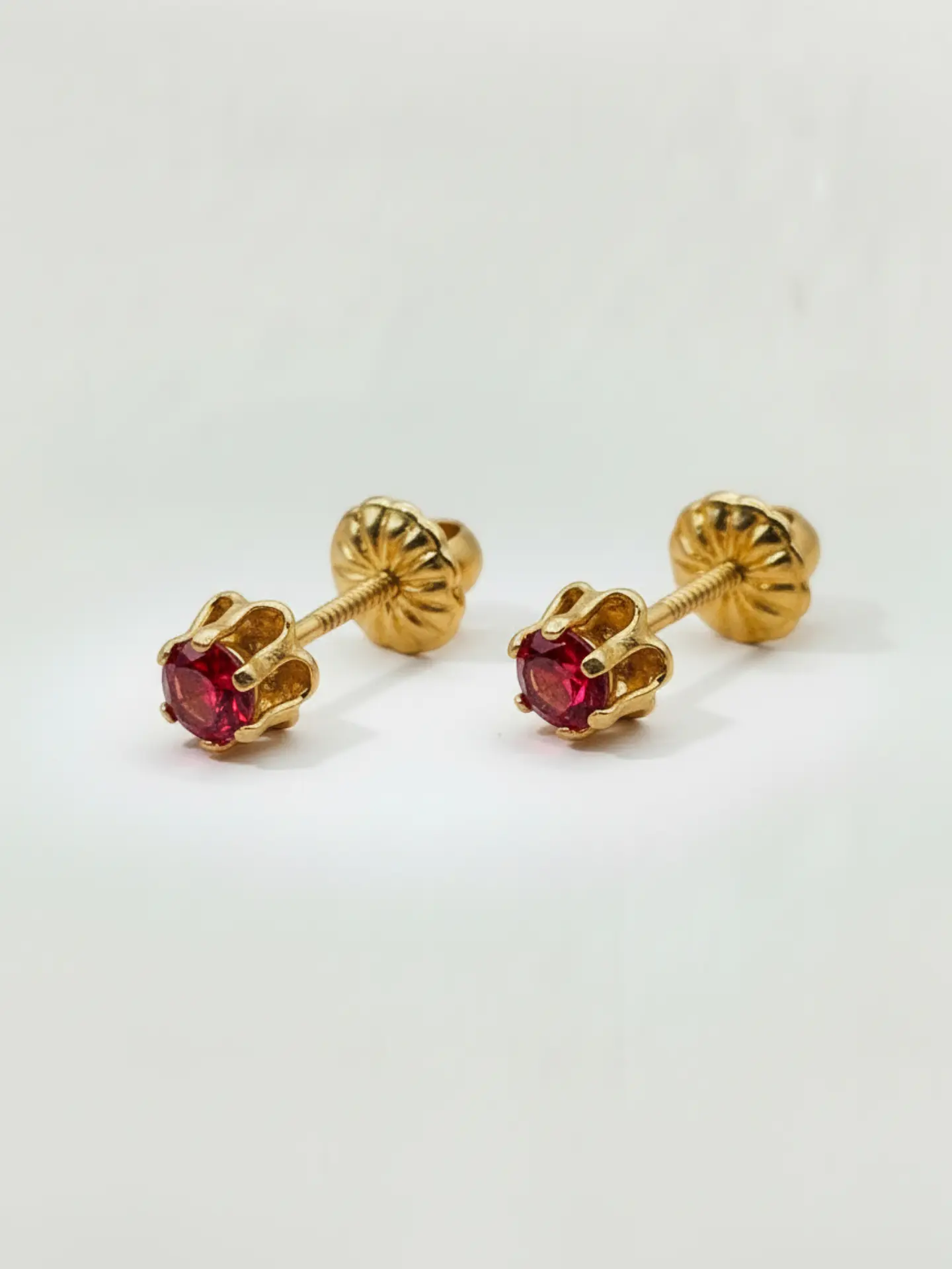 Aros Chatón Italiano Rubí Mediano Oro 18k 4