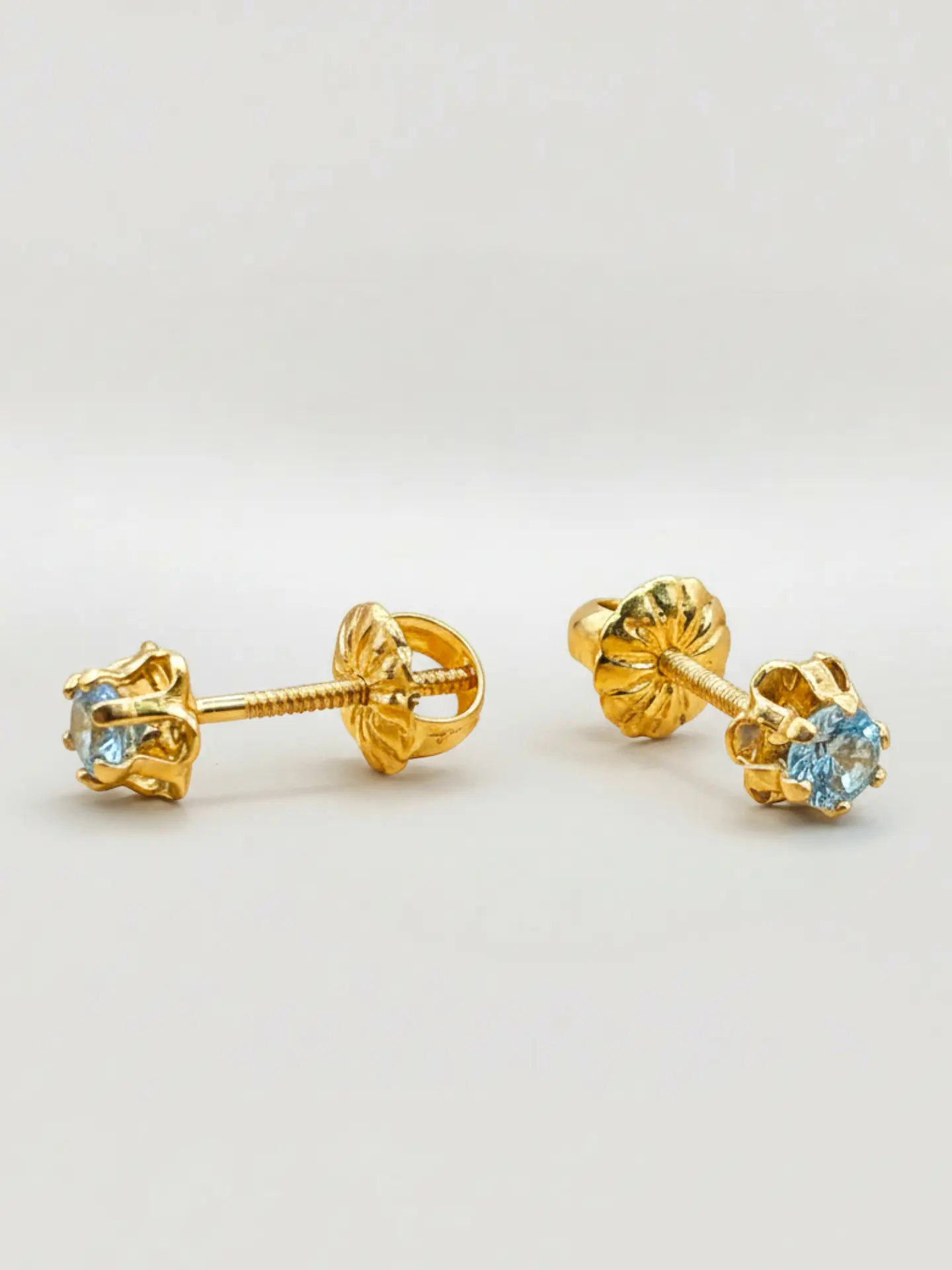 Aros Chatón Italiano Aguamarina Mediano Oro 18k 2