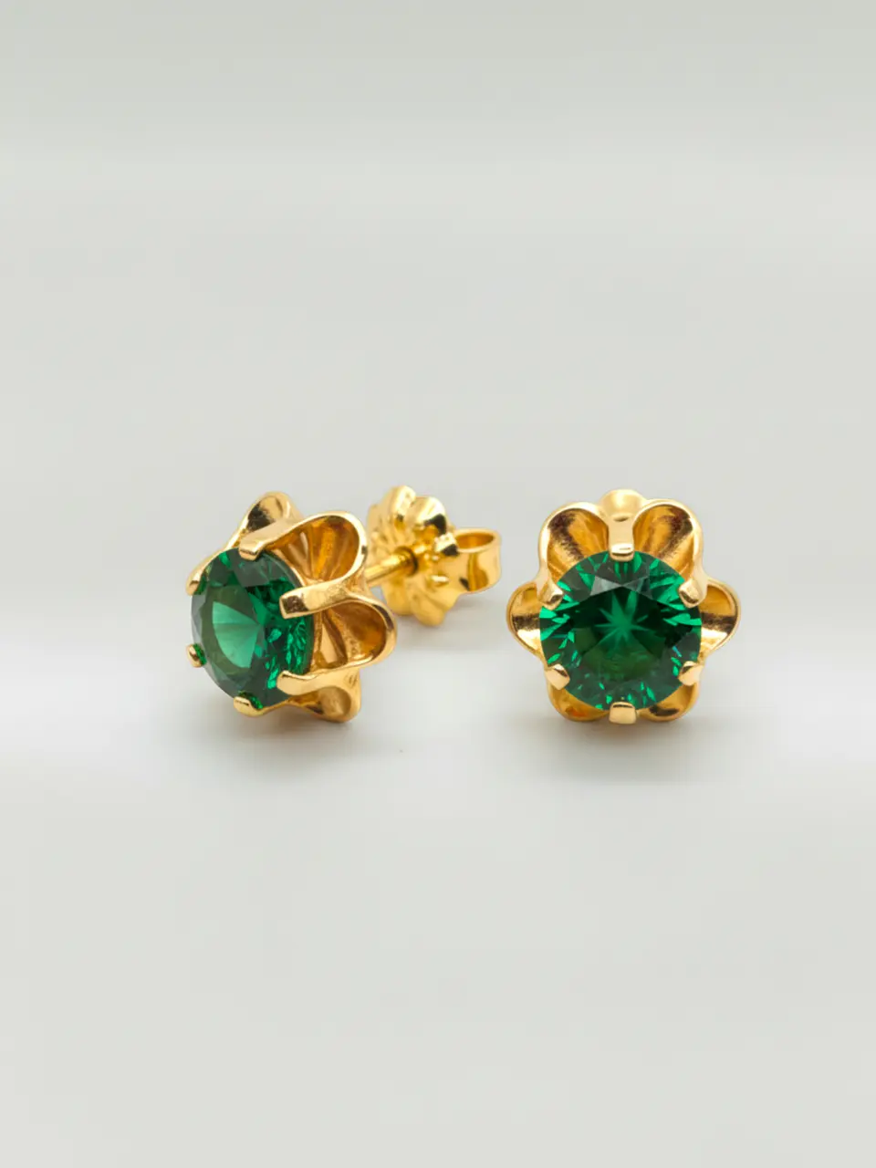 Aros Chatón Italiano Esmeralda Grande Oro 18k 1