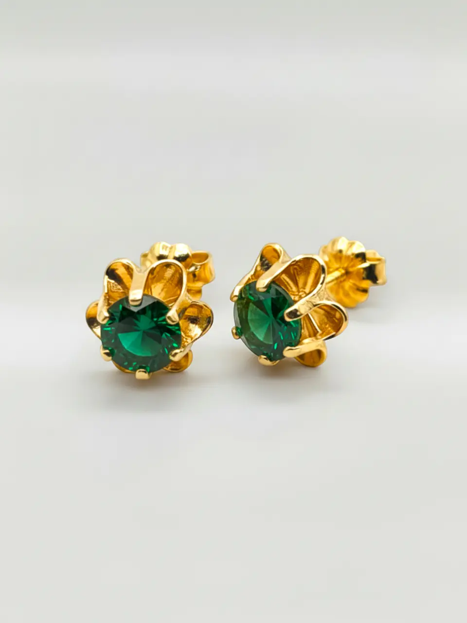 Aros Chatón Italiano Esmeralda Grande Oro 18k 5